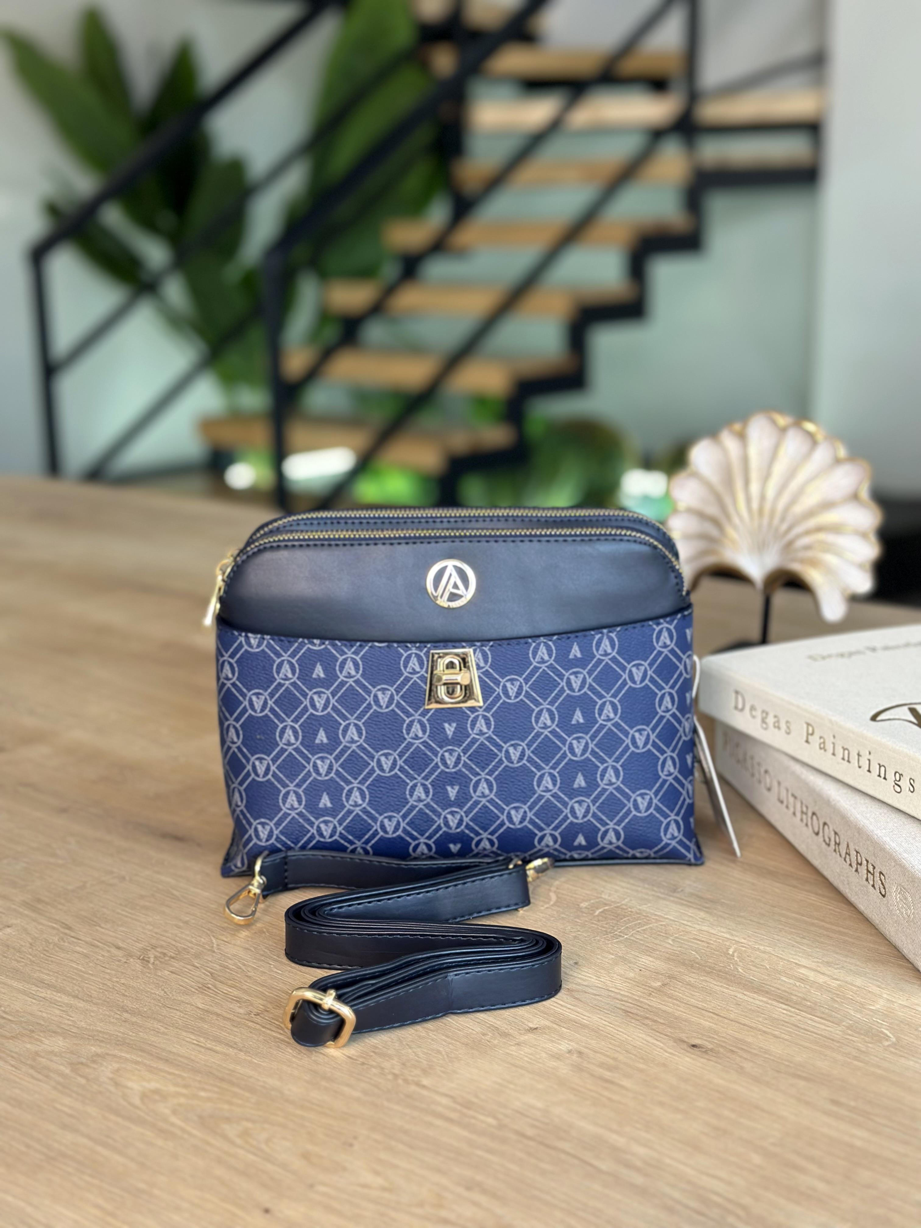 Armine Trend Logolu Omuz Çantası ARM115-1 Lacivert 