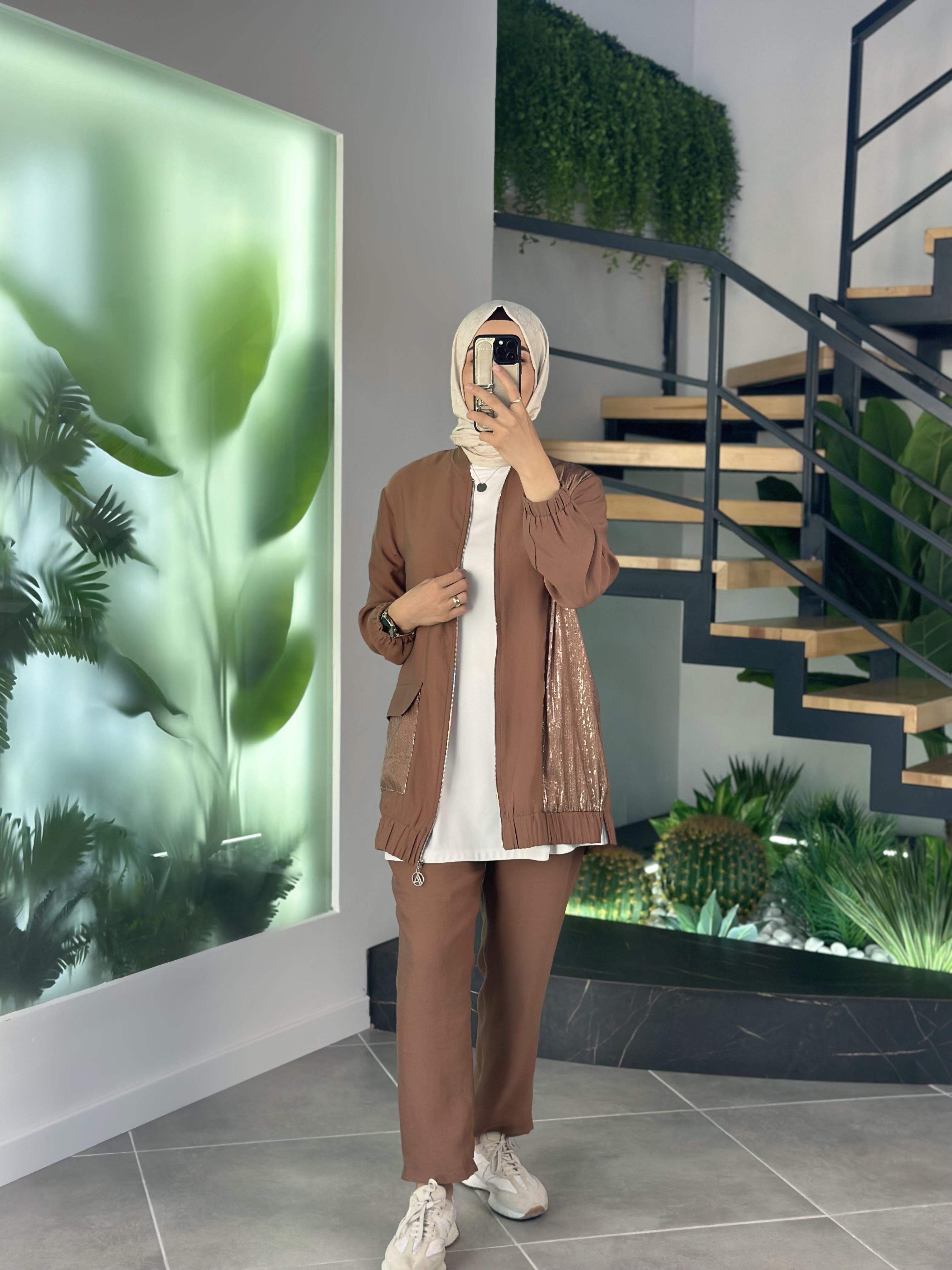Armine Trend Pul Payetli Pantolonlu Takım 25YT670 Kahverengi 