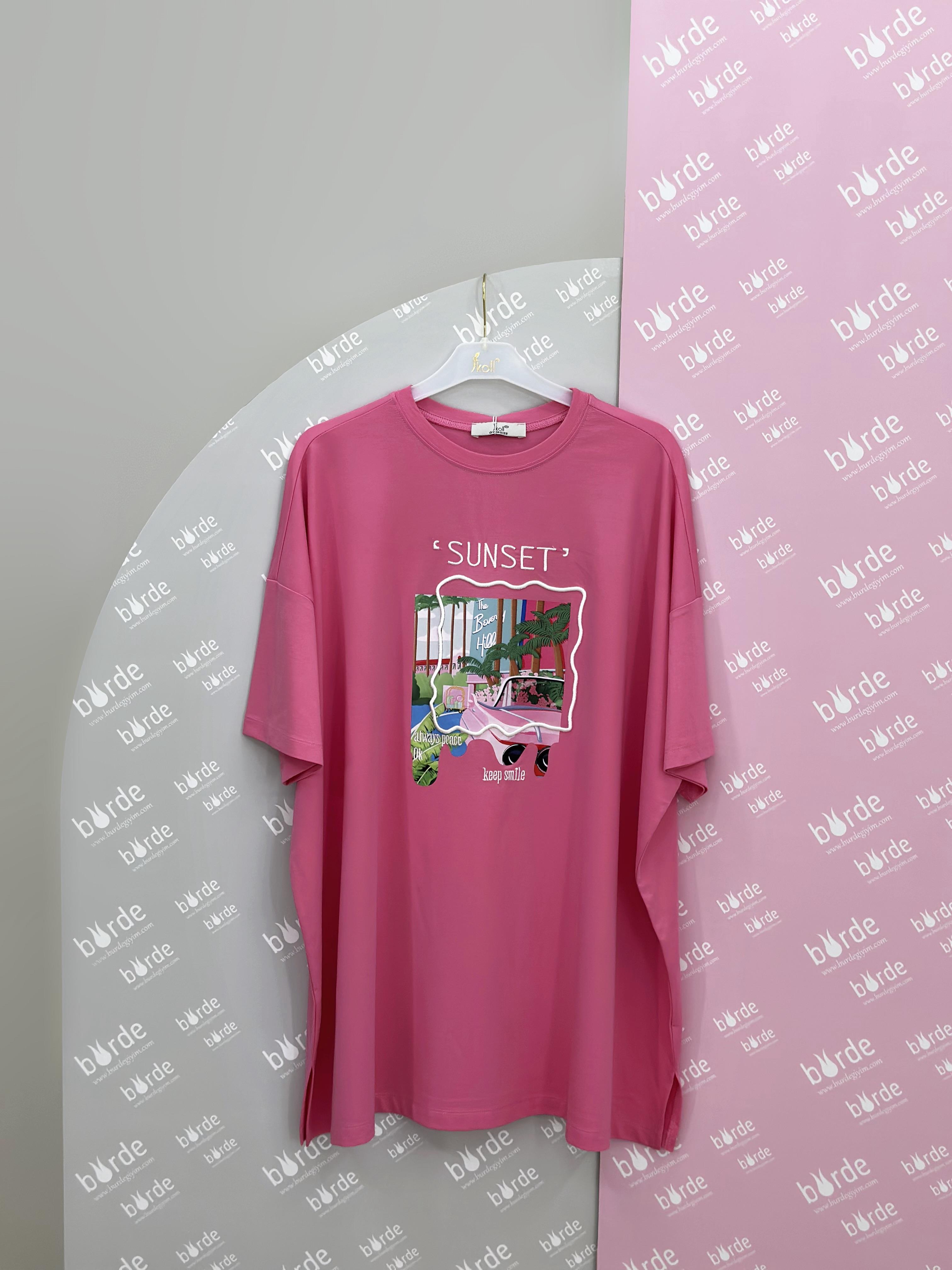 Baskı ve Nakış Detaylı Tshirt