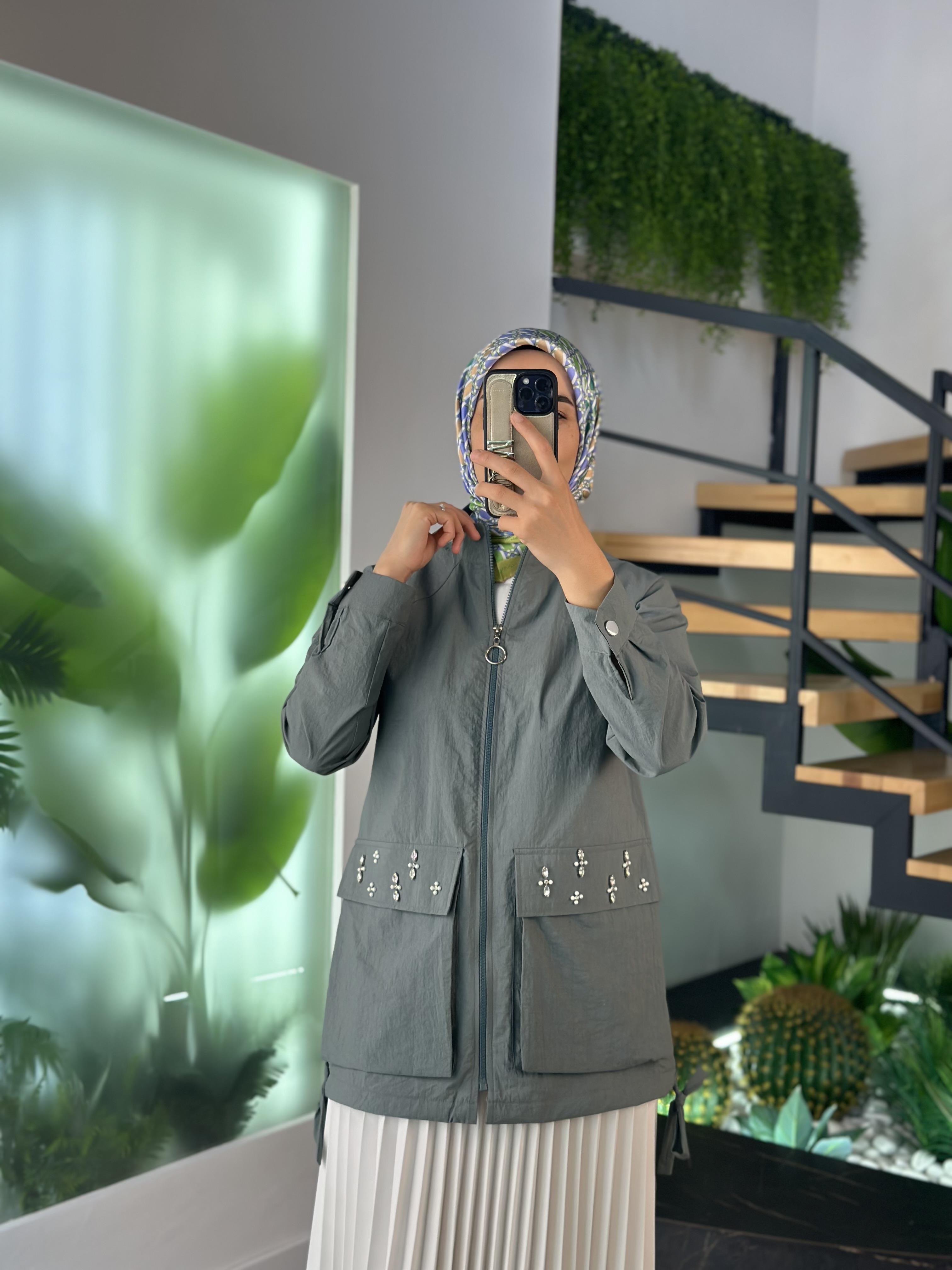 Cep Boncuk Detaylı Ceket