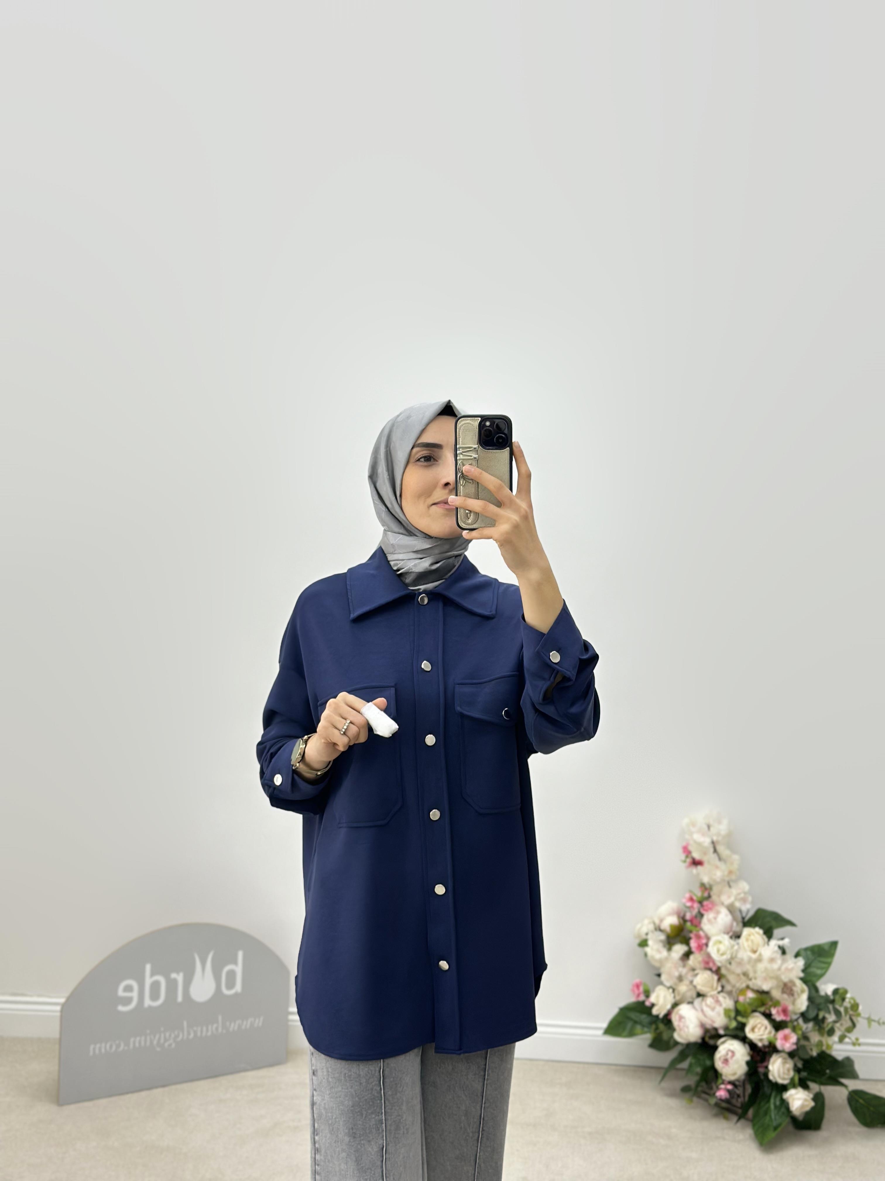 Cepli Oversize Lacivert Renk Kadın Shacket