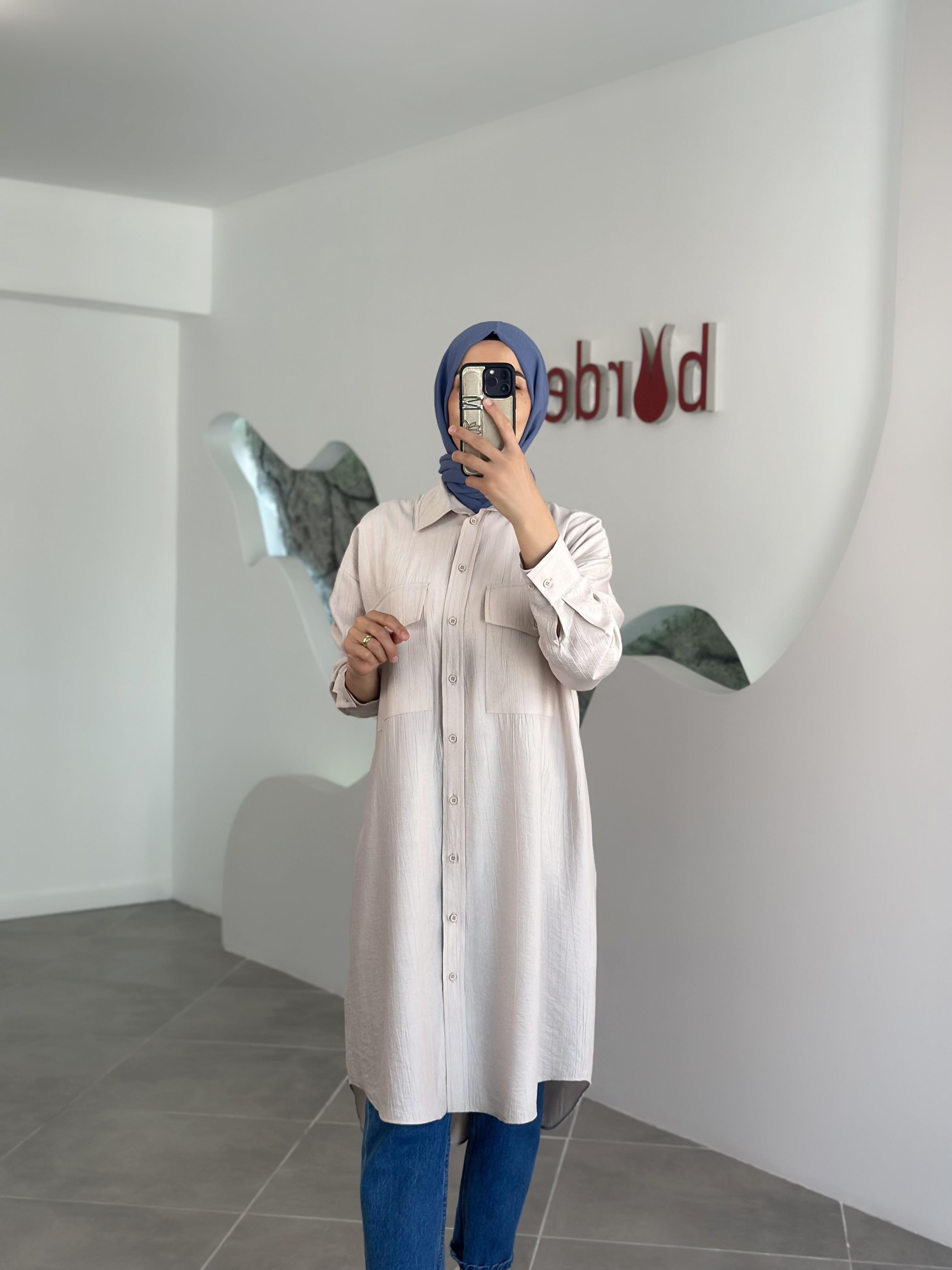 Düğmeli Uzun Bej Renk Kadın Gömlek Tunik