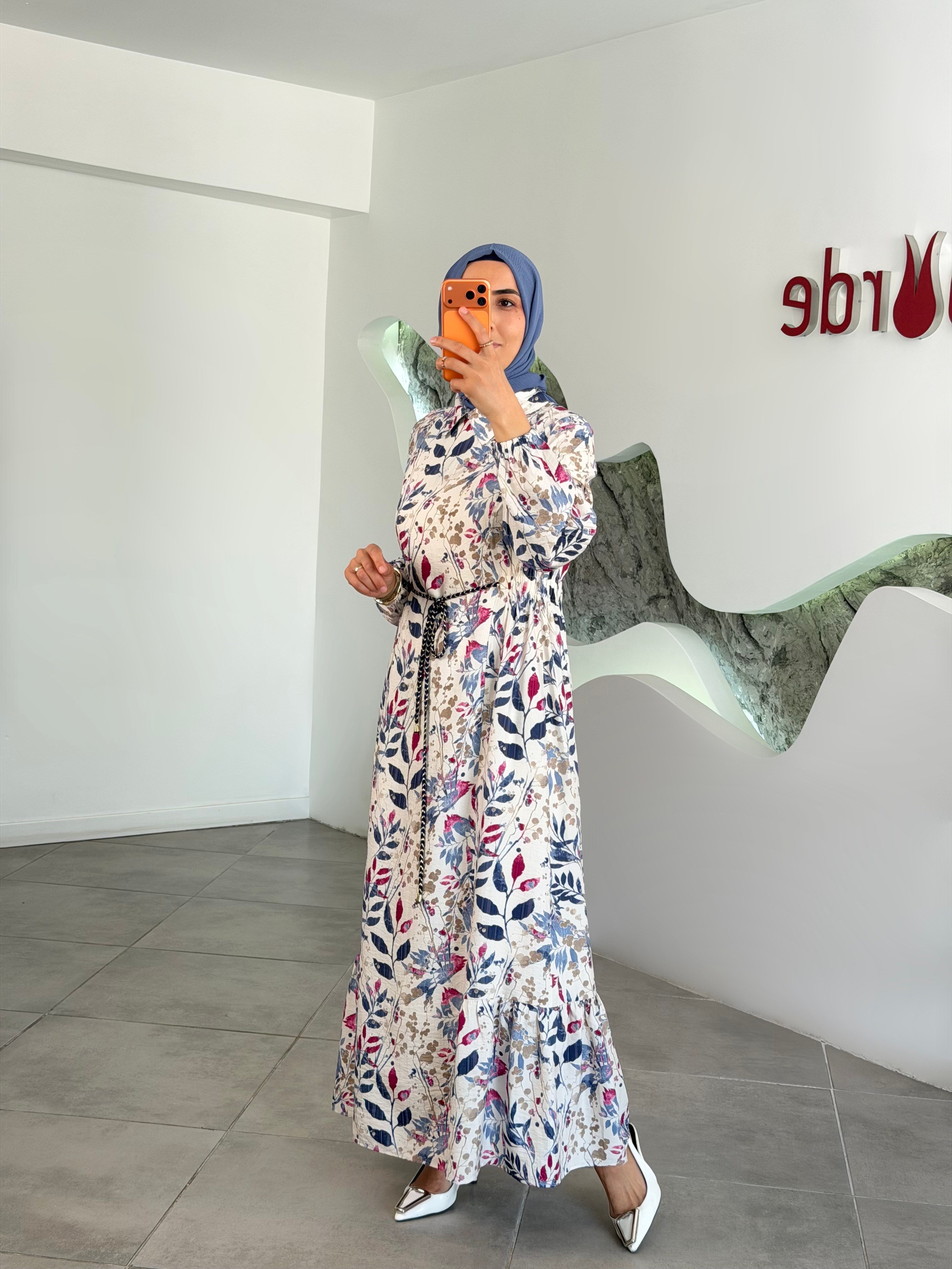 Ekru Renk Viskon  Desenli Yaz Elbisesi