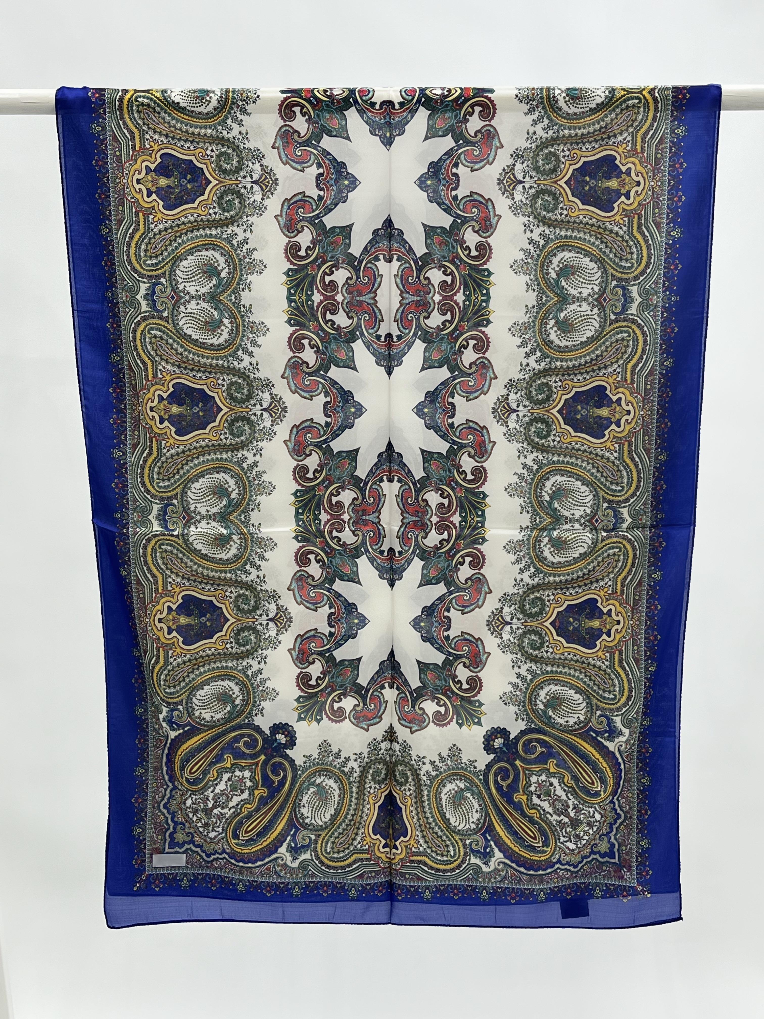 Etnik Desenli İpek Şal