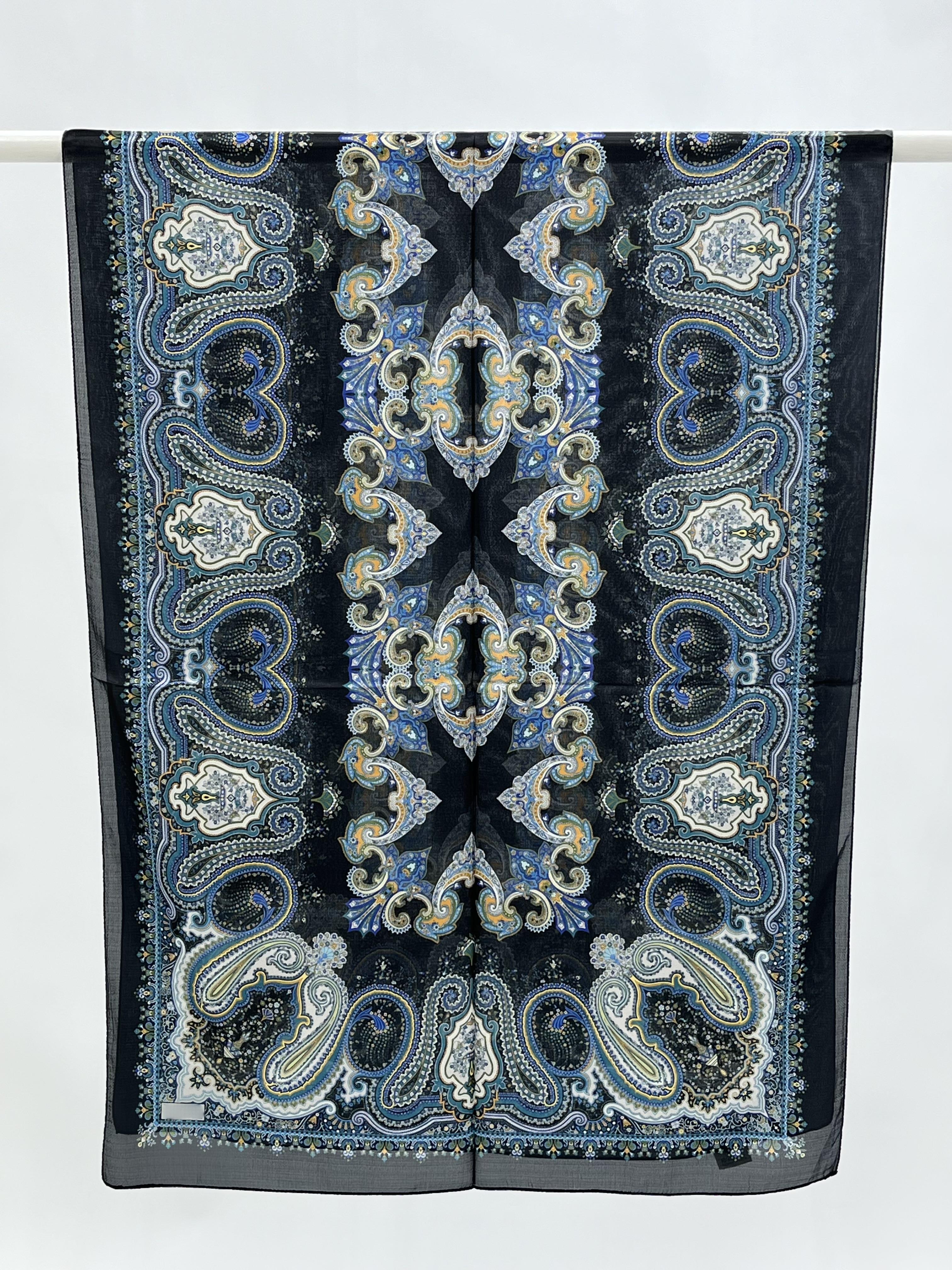 Etnik Desenli İpek Şal