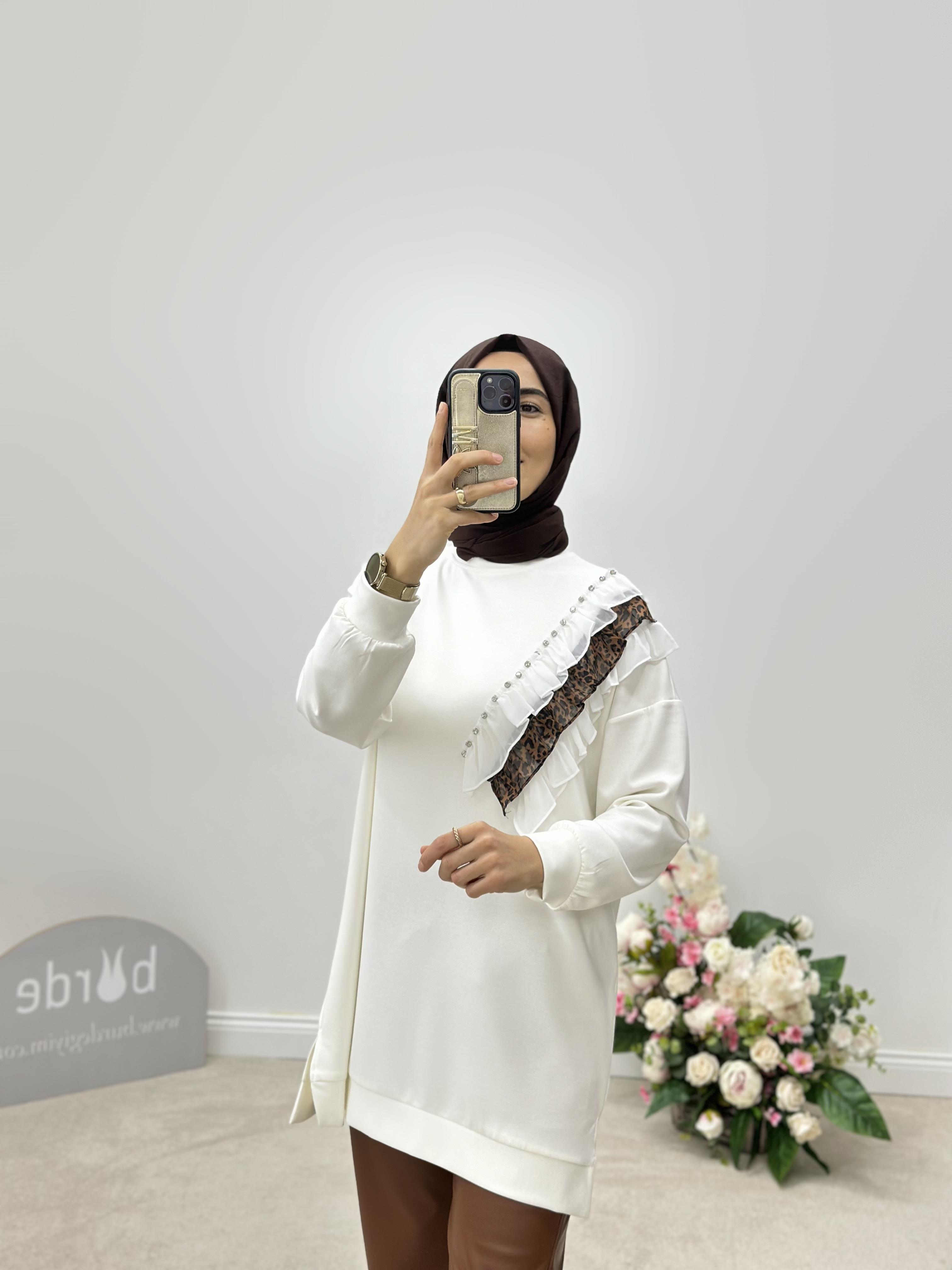 Fırfır Ve Taş Detaylı Sweatshirt