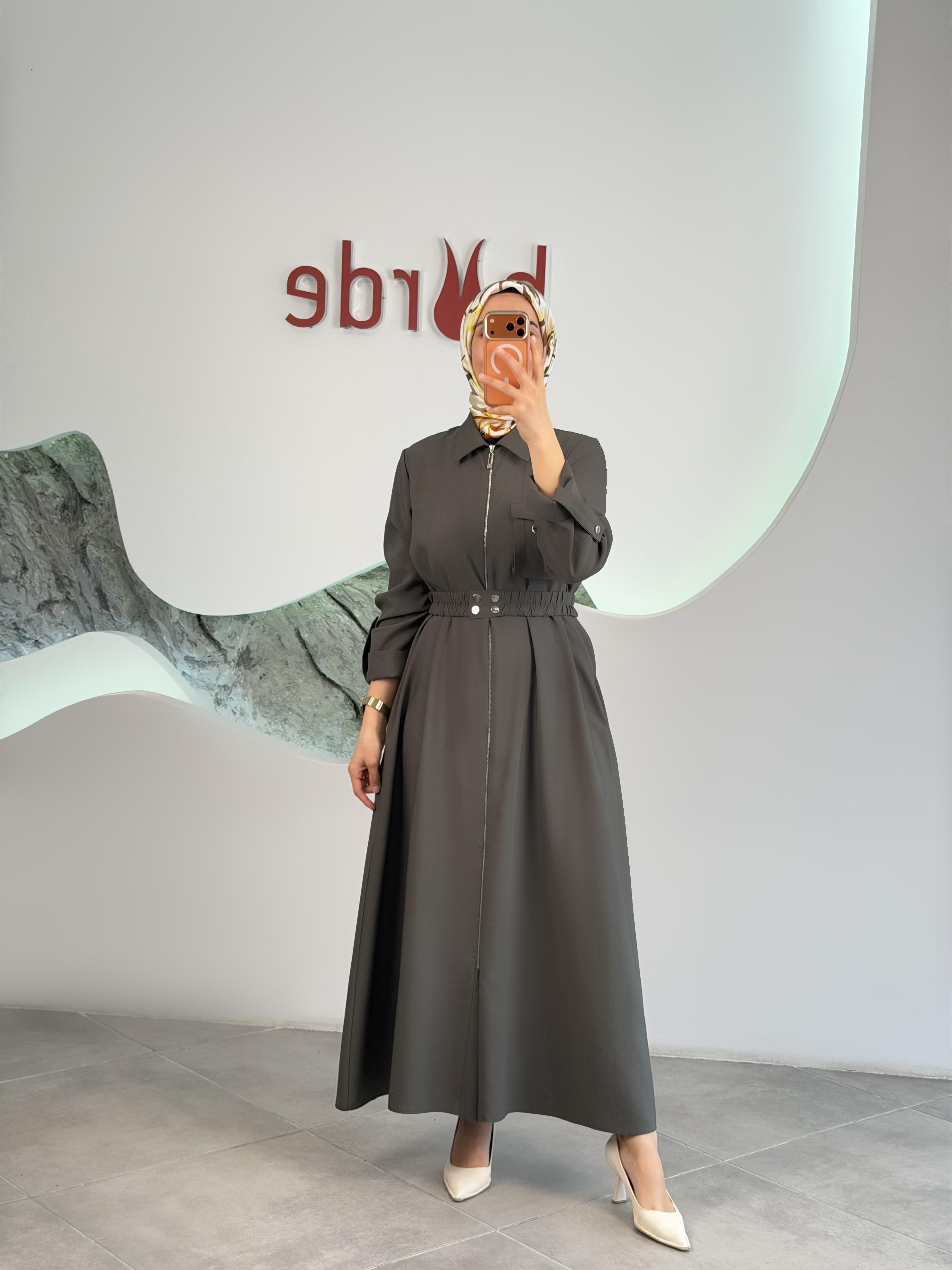 Haki Renk Fermuarlı Kolları Apoletli Elbise