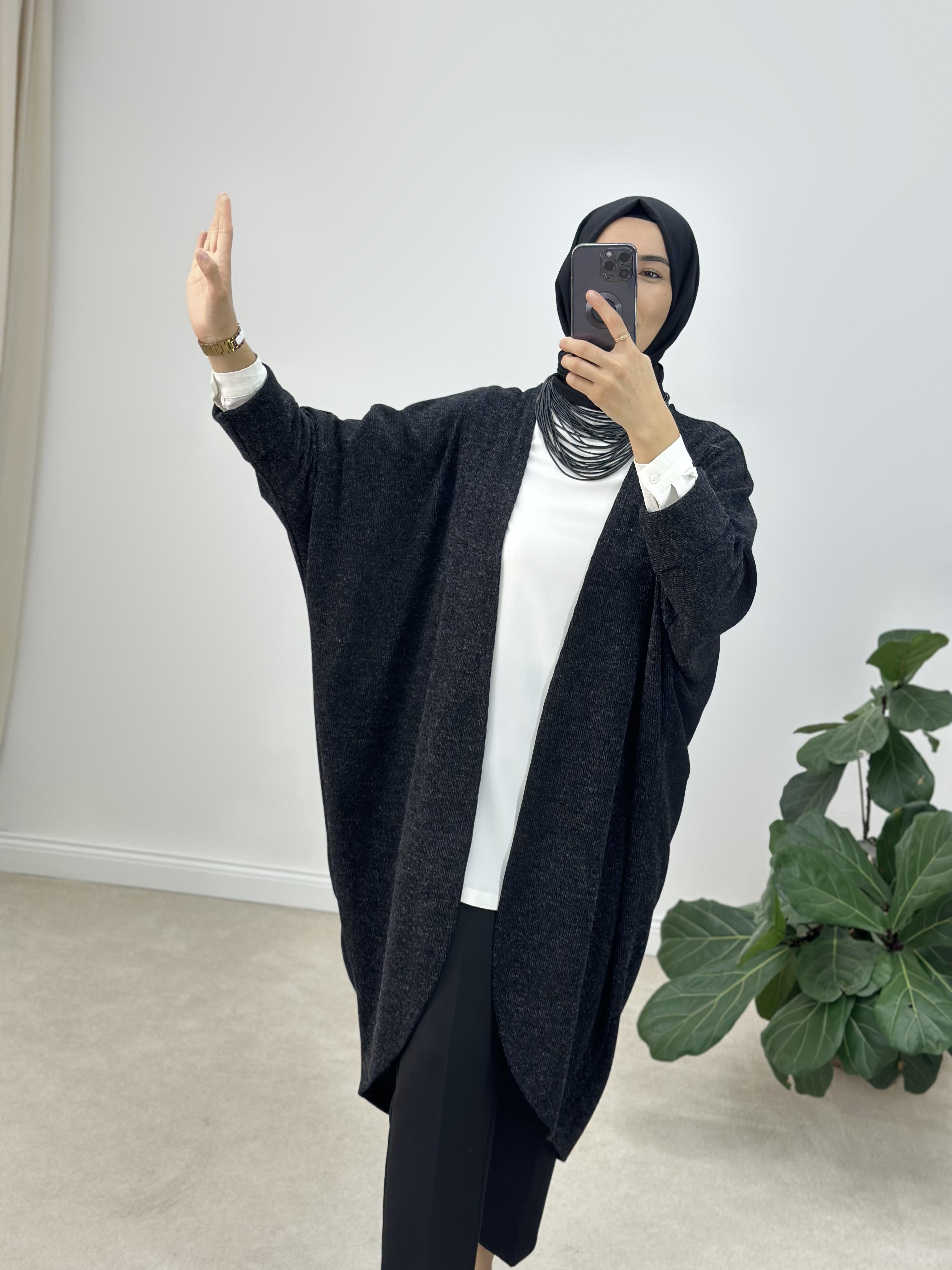 Örme Kumaş Oversize Kalıp Hırka