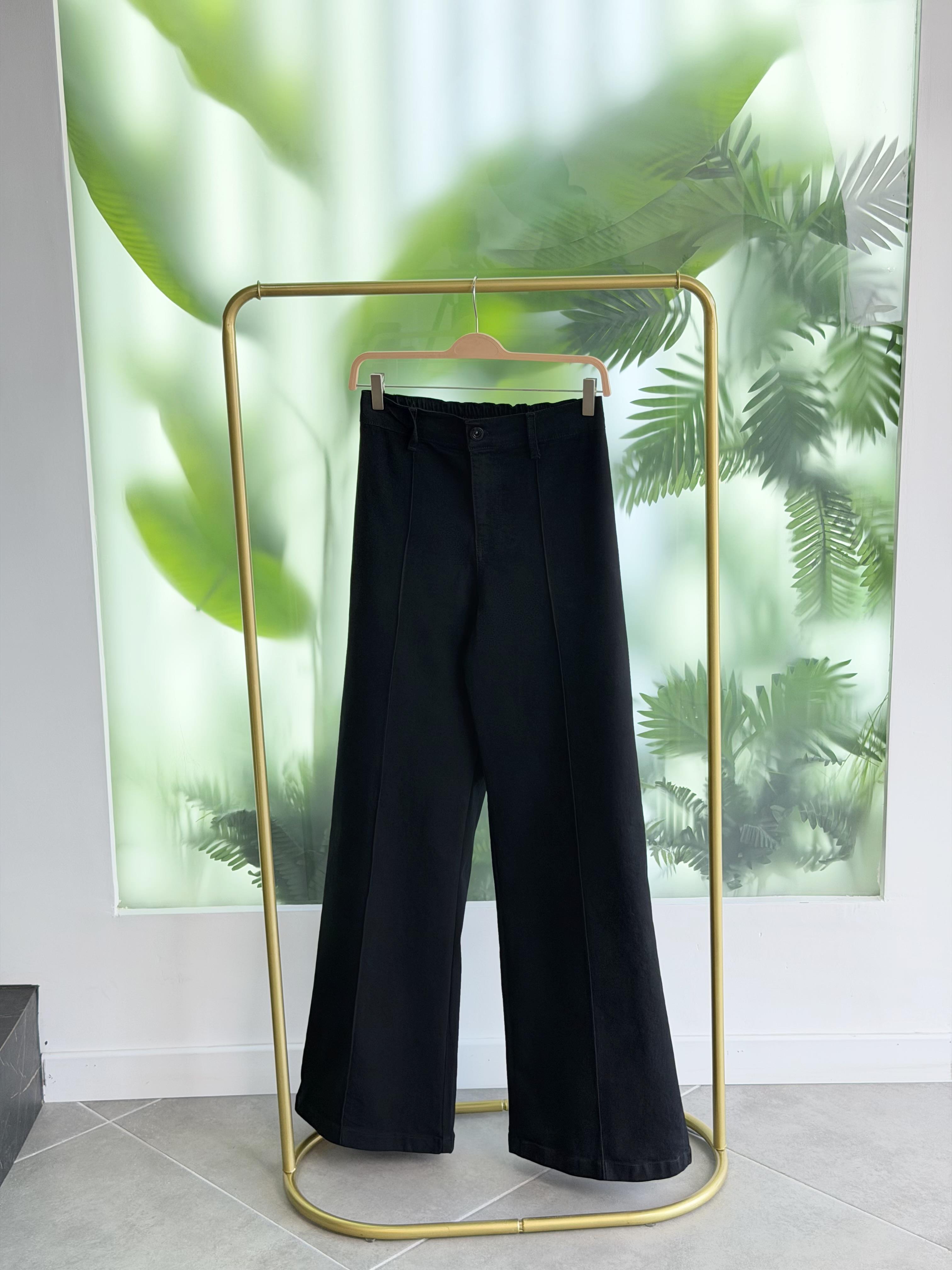 Siyah Renk Relax Jean Kadın Pantolon