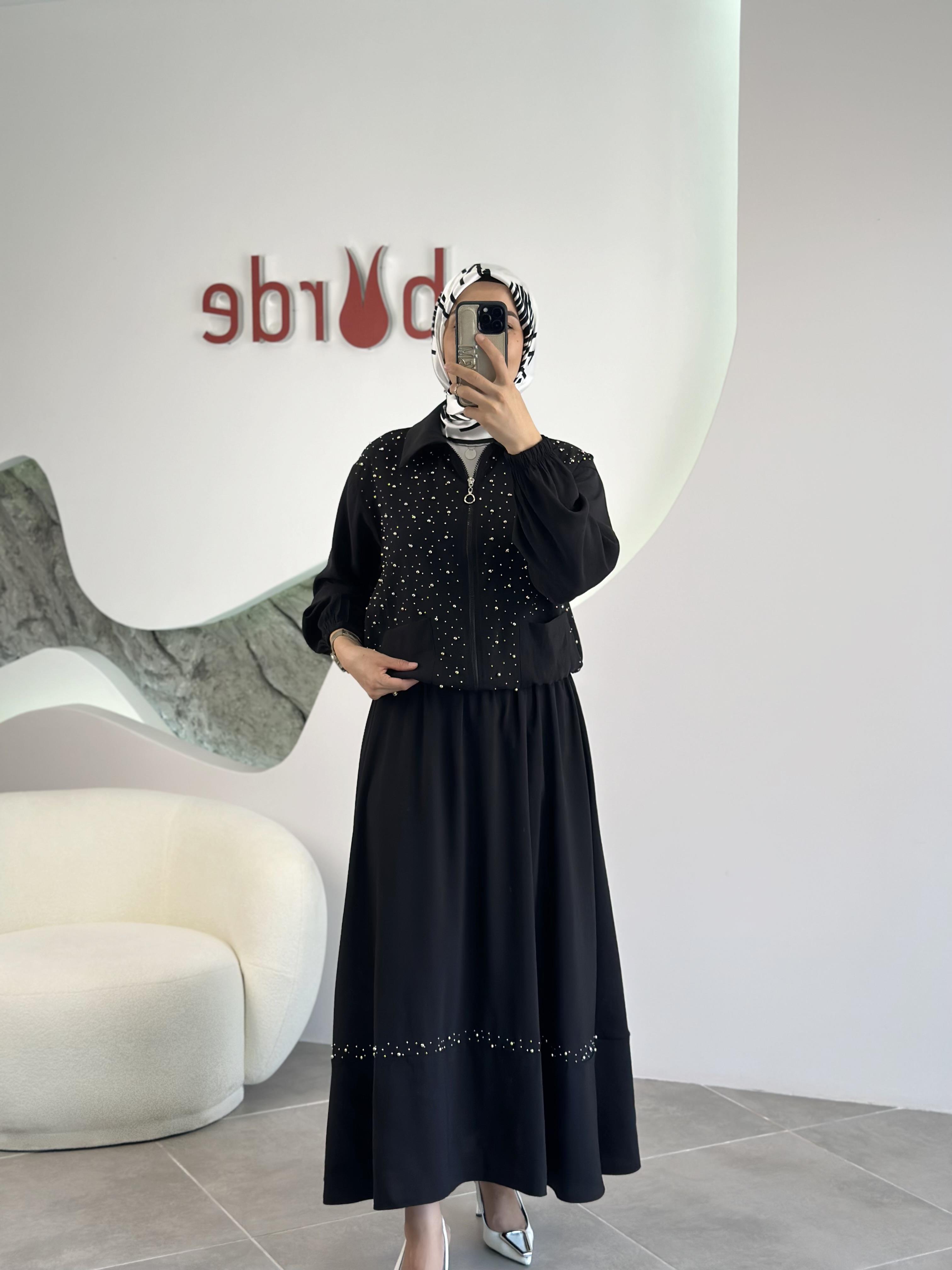 Taş Detaylı Siyah Renk Kadın Etekli Takım