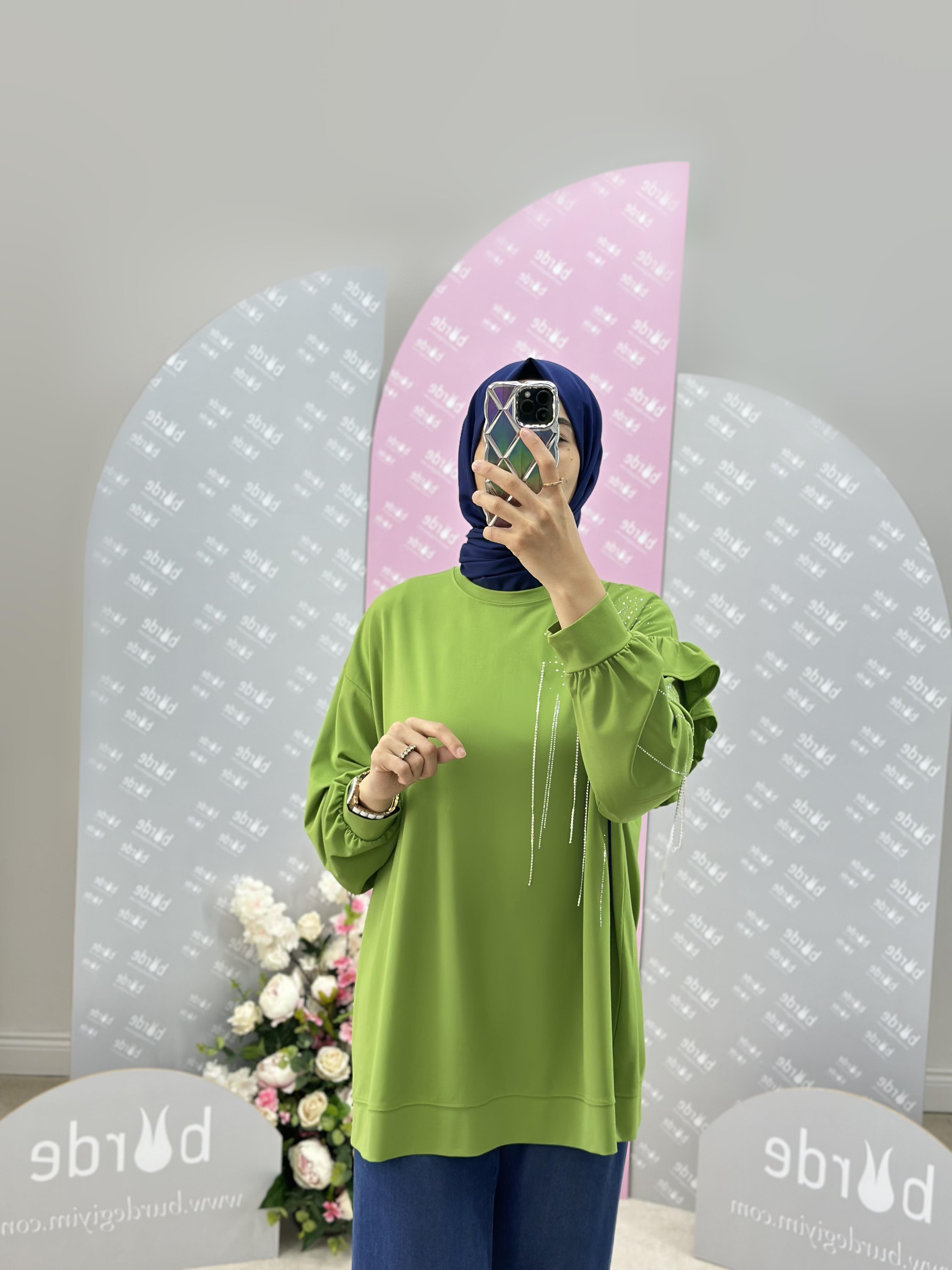 Taş Ve Fırfır Detaylı Sweatshirt