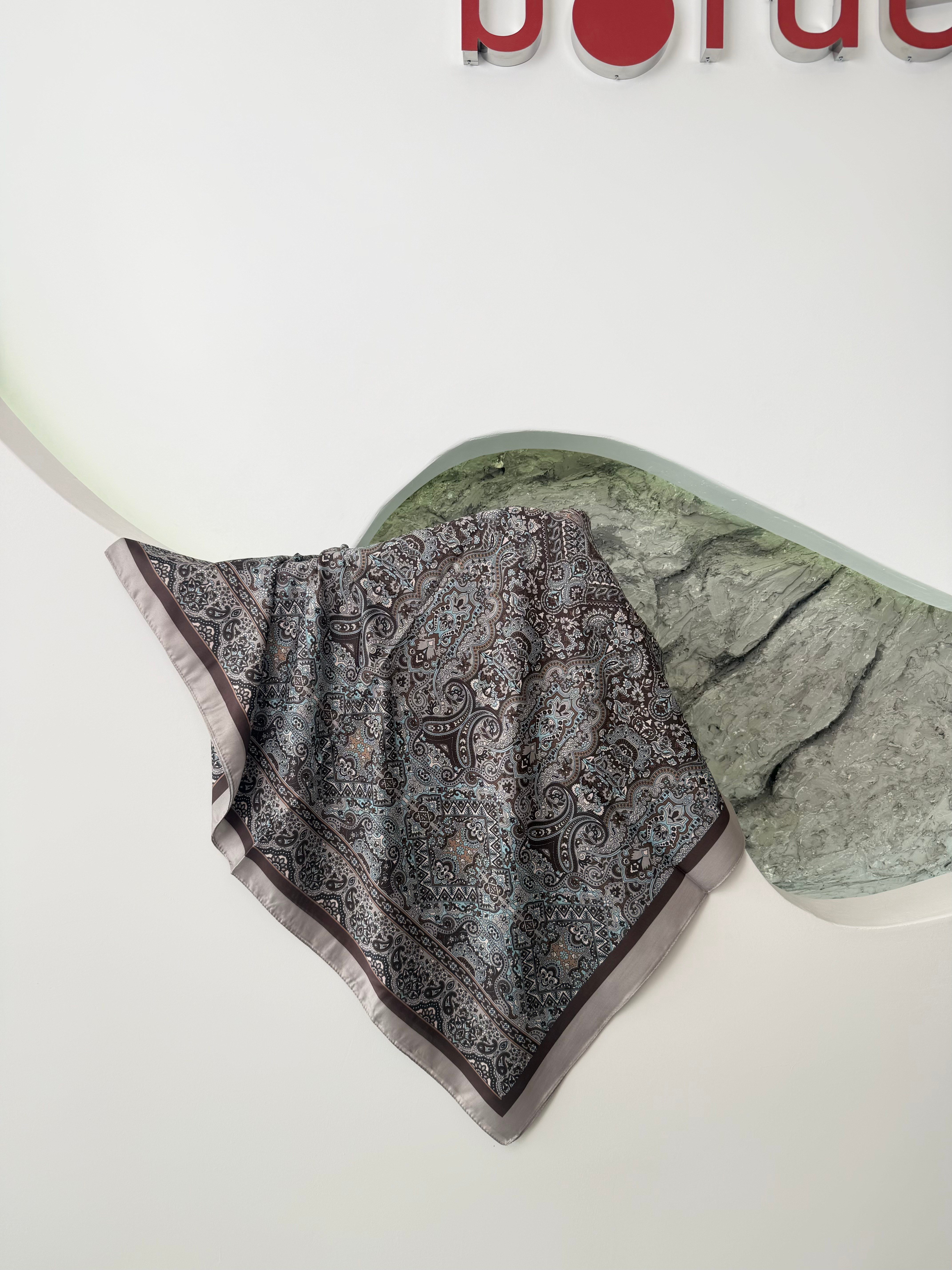 Vizon Renk Etnik Desenli Şal