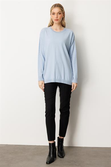 Mutlu Ertan Kadın Kolları Yürütmeli Sıfır Yaka Triko Bluz Mavi 20255
