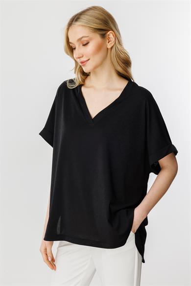 Mutlu Ertan Kadın Oversize V Yaka Kısa Kol Bluz Siyah 30340