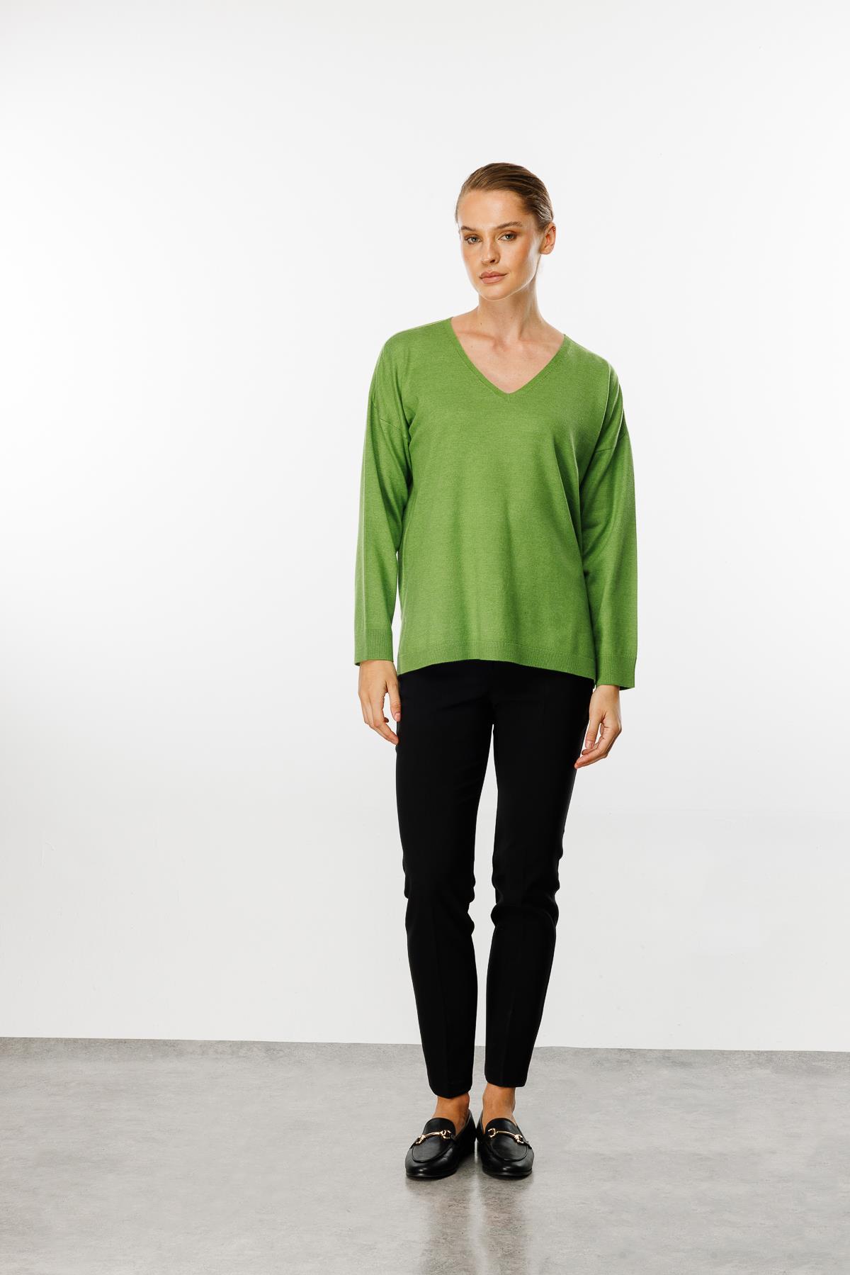 Mutlu Ertan Kadın V Yaka Basic Triko Bluz Yesil 20061