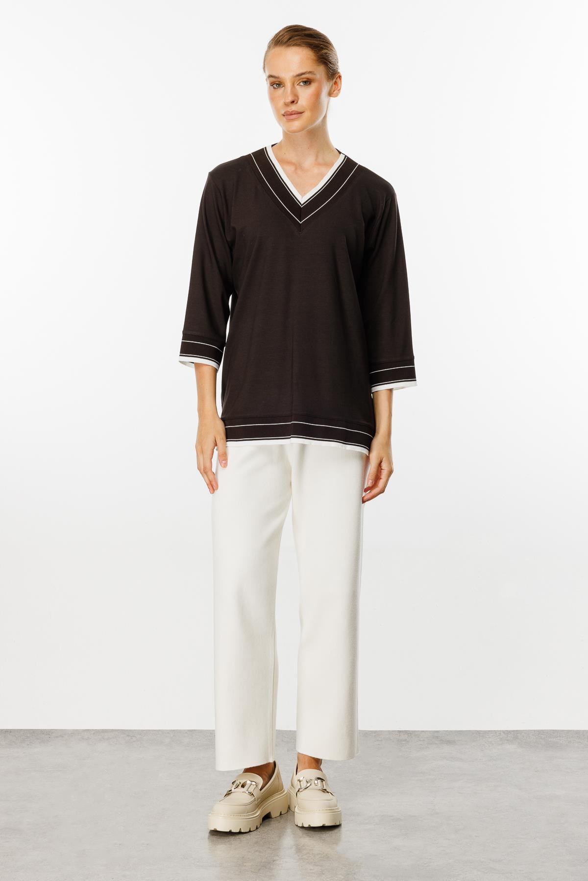 Mutlu Ertan Kadın V Yaka Ribanalı Örme Bluz Kahve 30326