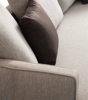 Positano Metal Leg Sofa 230