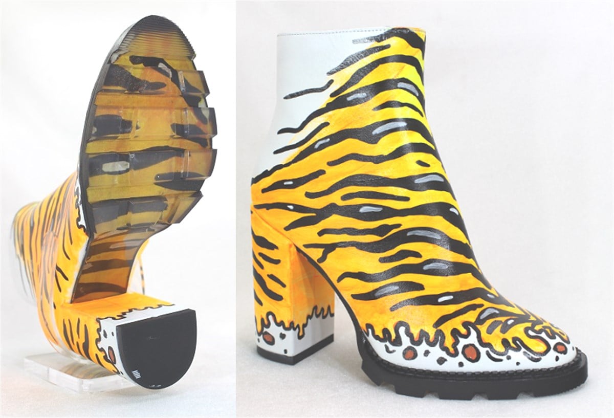 Zebra Desenli Deri Bot