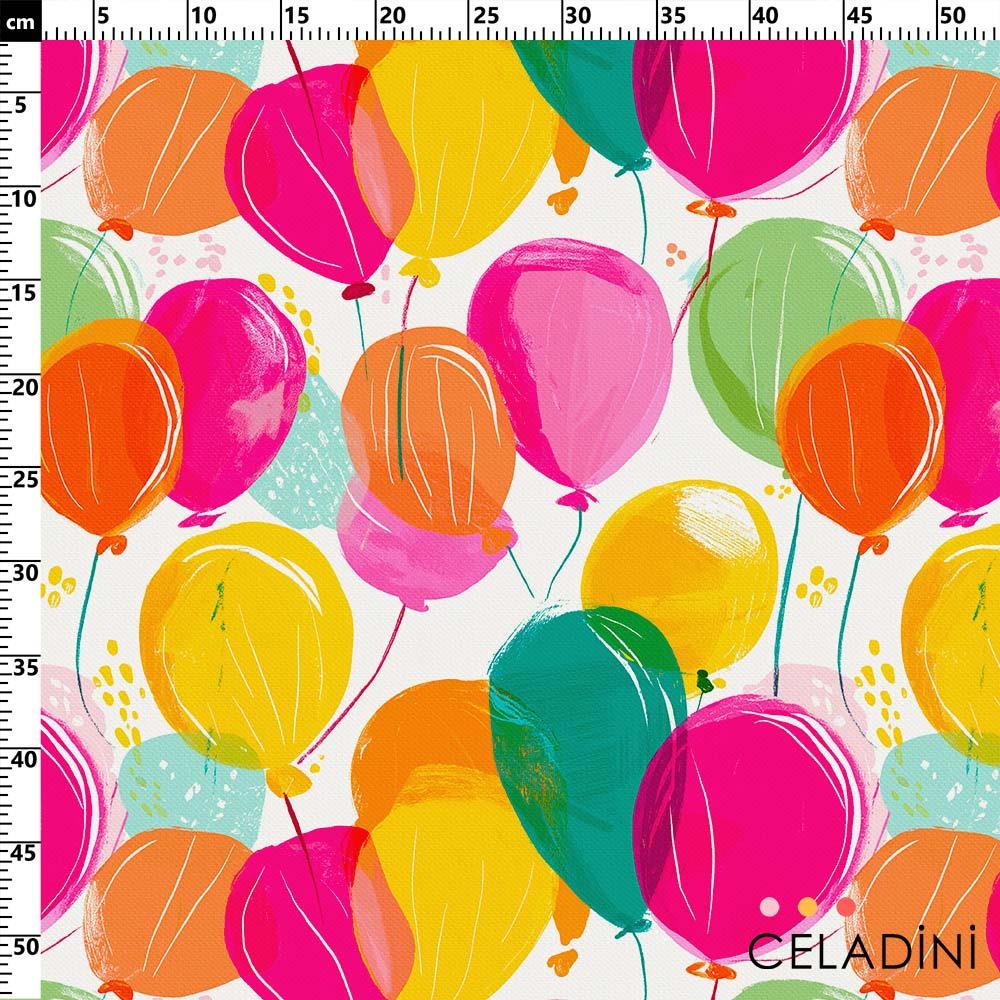 Beyaz Fon Uçan Balon Desenli Kumaş