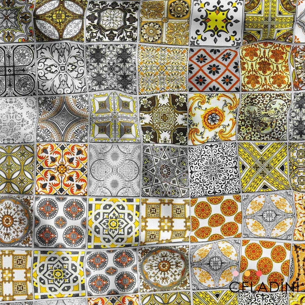 Kahve Gri Çini Desenli Kumaş