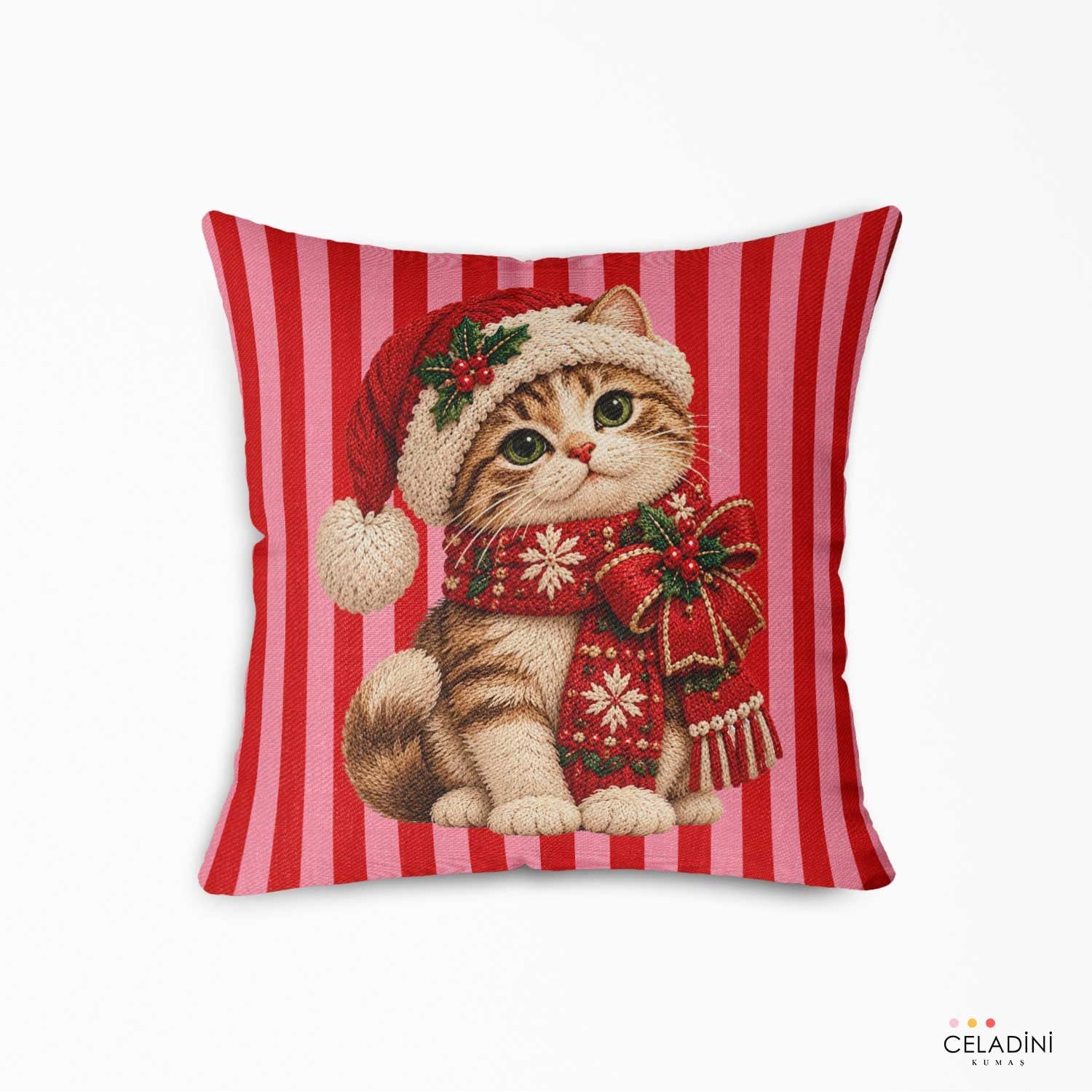 Şapkalı British Kedi Yılbaşı Kırlent Kumaşı