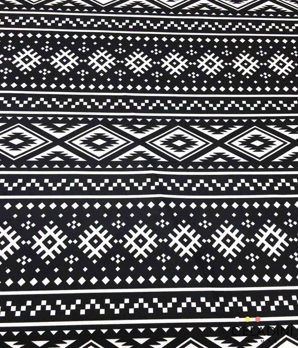 Siyah Beyaz Modern Kilim Desenli Kumaş