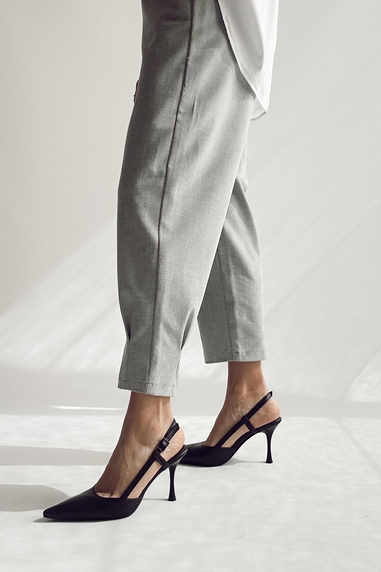 Camellia Siyah Hakiki Deri Stiletto