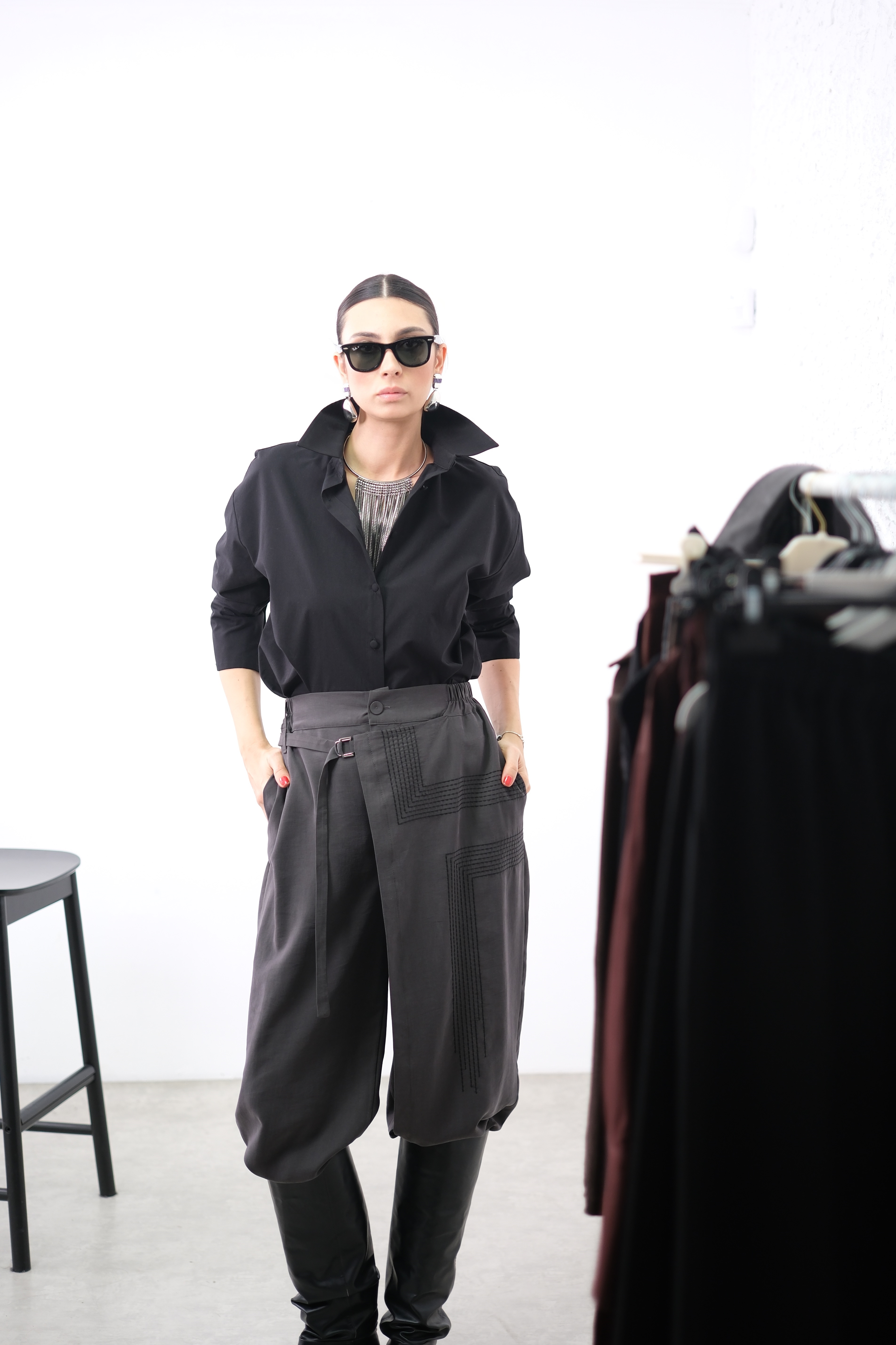 AMORE KAPAKLI ANTRASİT PANTOLON