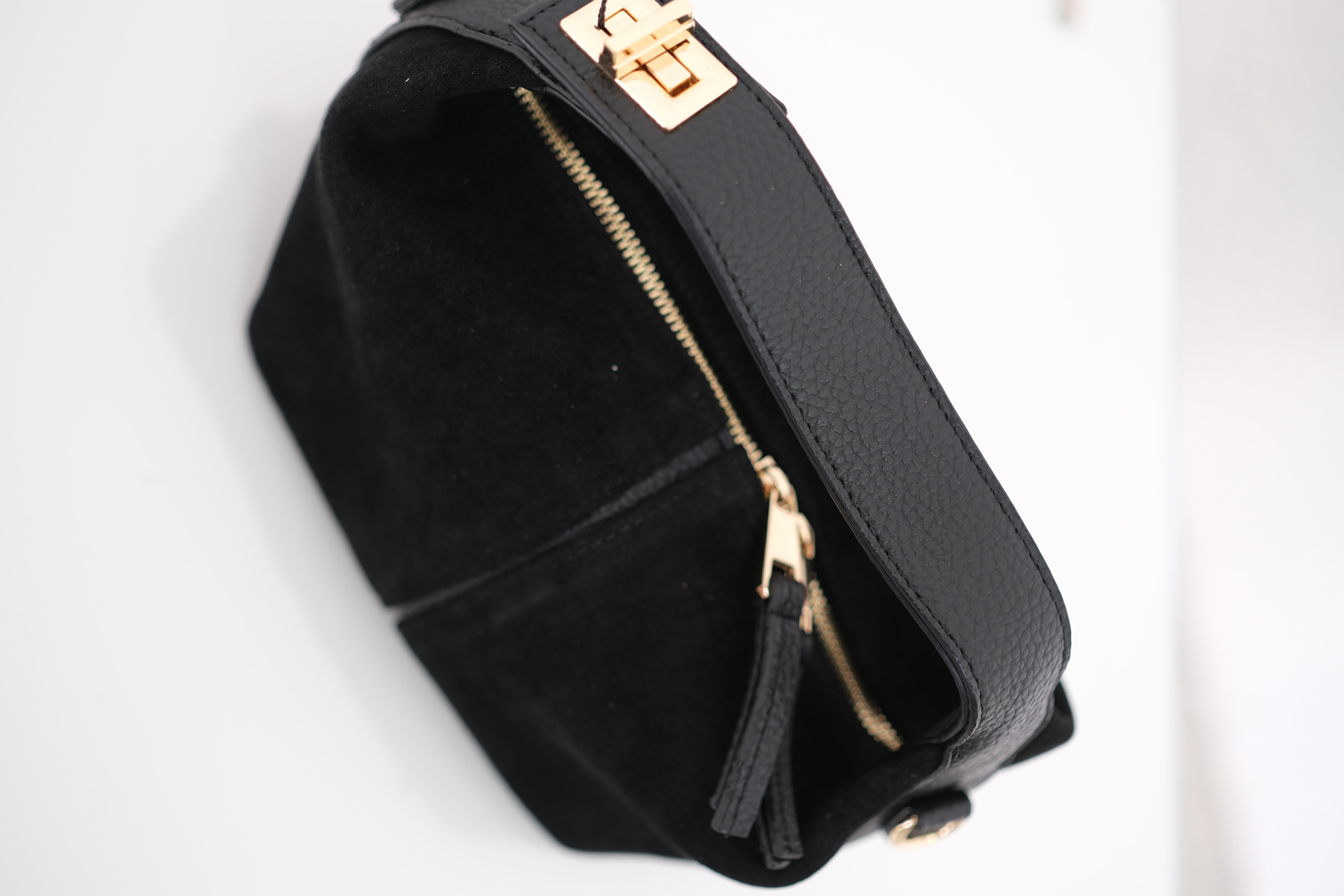 ARSEN SİYAH TASARIM ÇANTA