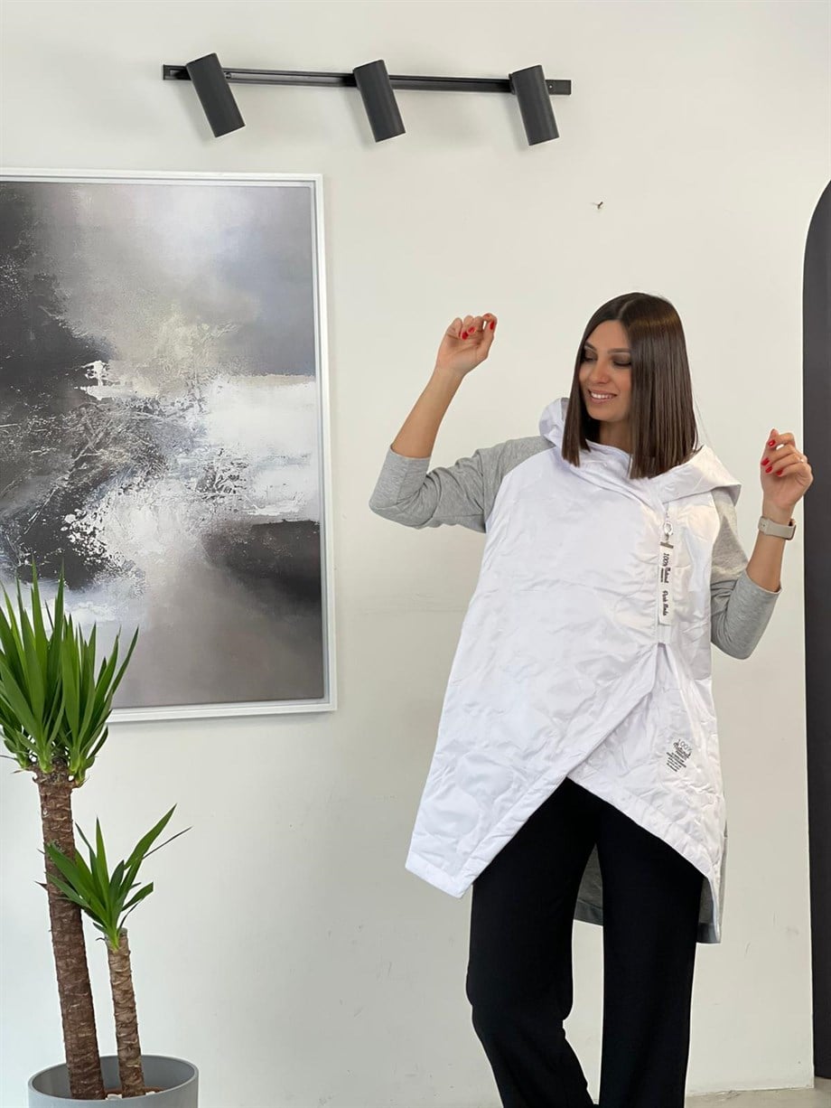 CASADORE BEYAZ KAPİTONE CEKET