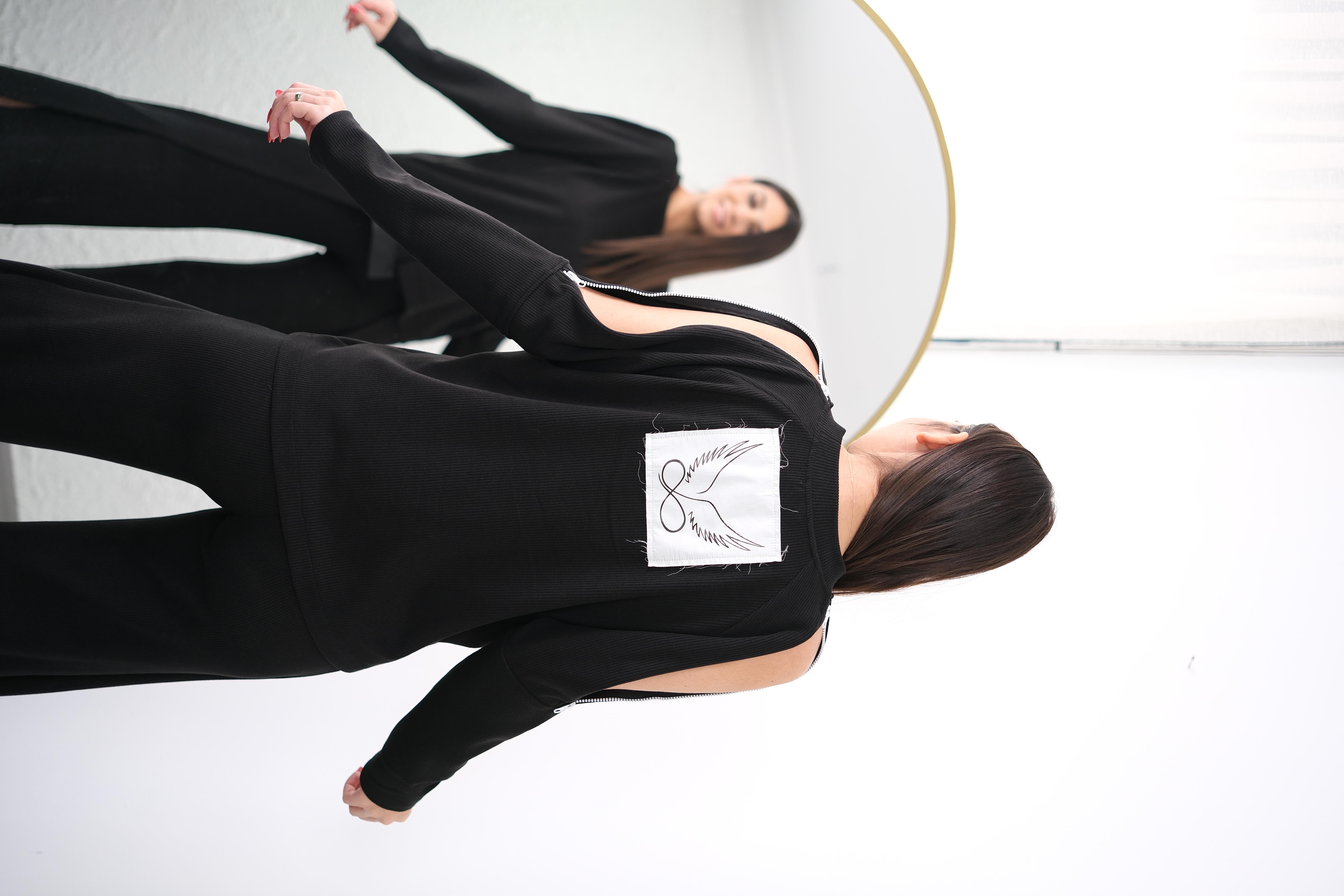 CELLY SIRT DETAYLI SİYAH BLUZ