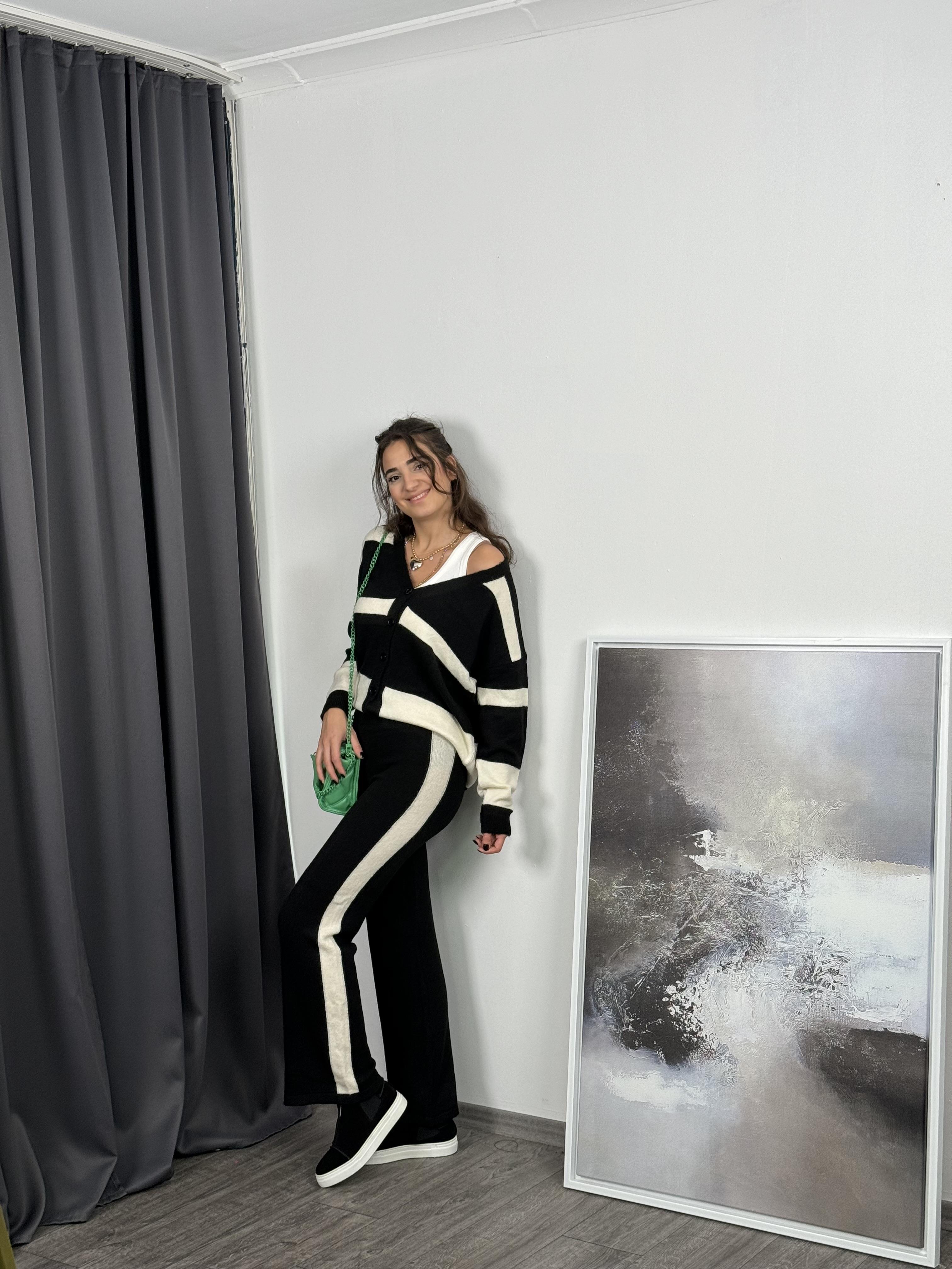 DADY SİYAH BEYAZ ÇİZGİLİ TRİKO TAKIM