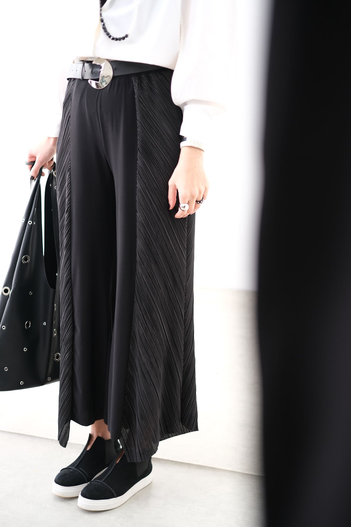 DREAMY SİYAH PİLE DETAYLI PANTOLON
