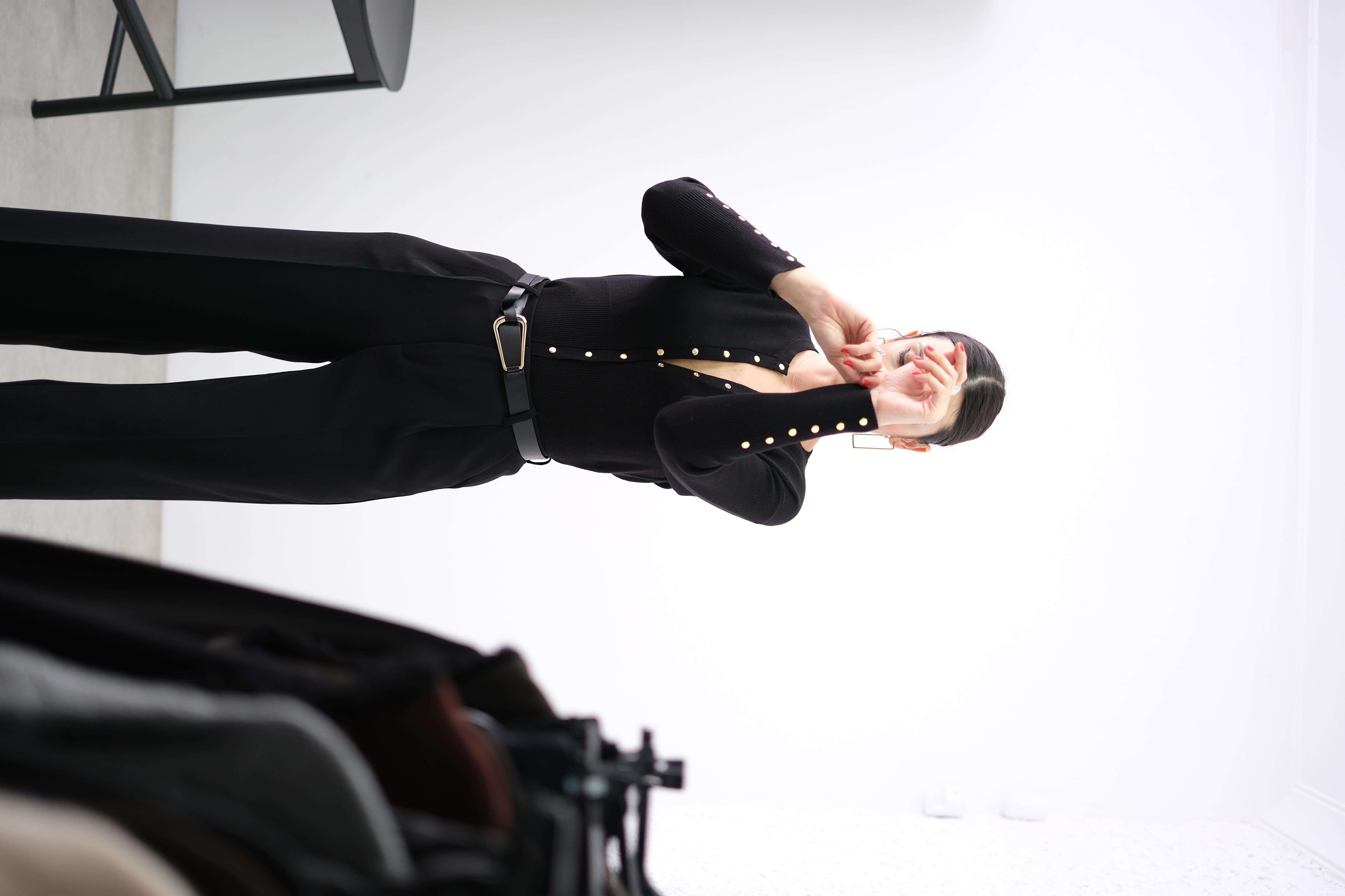 ELENA ÇITÇITLI SİYAH TRİKO BLUZ