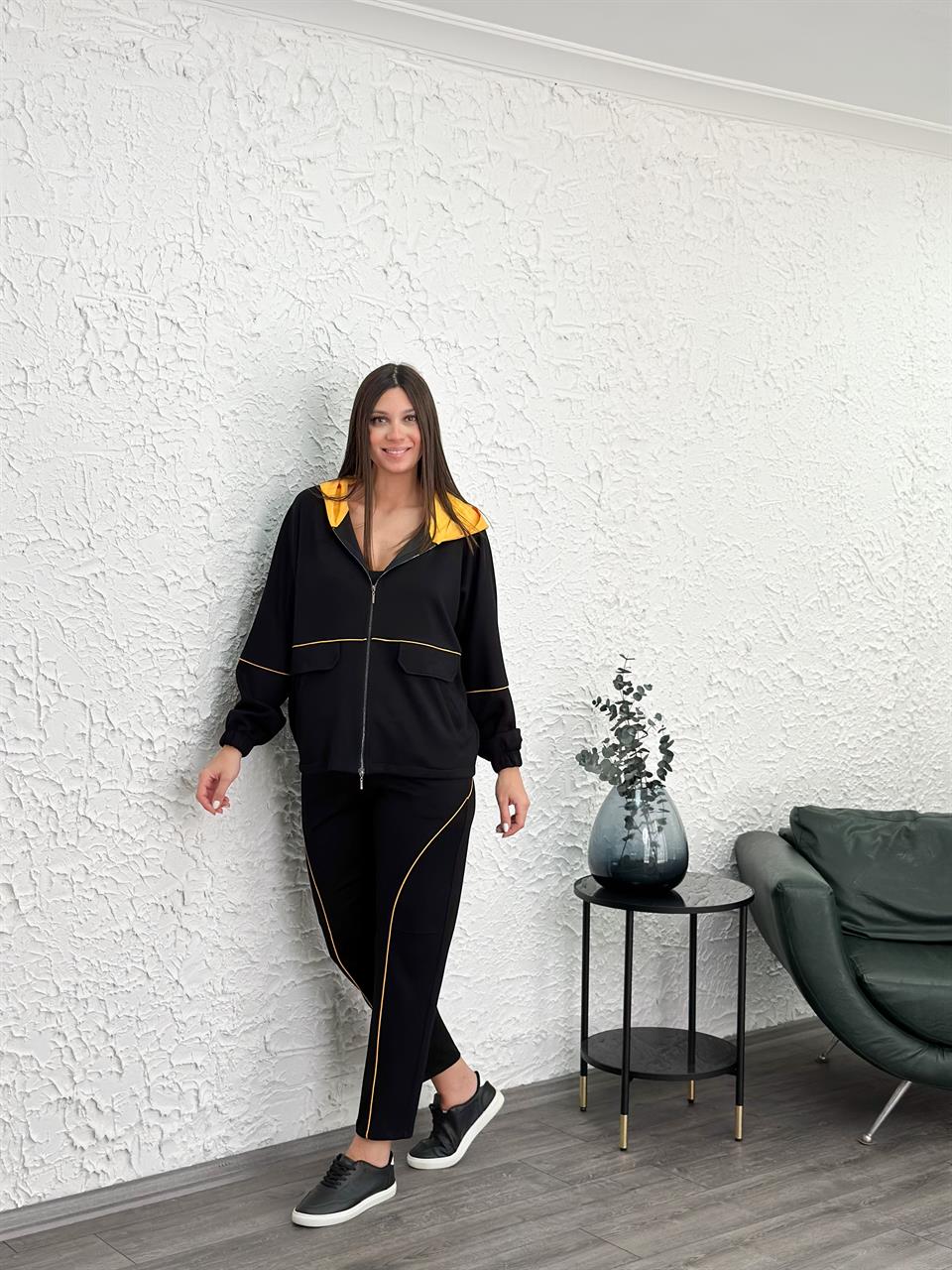 LE CORNER SARI DETAYLI SİYAH PANTOLON