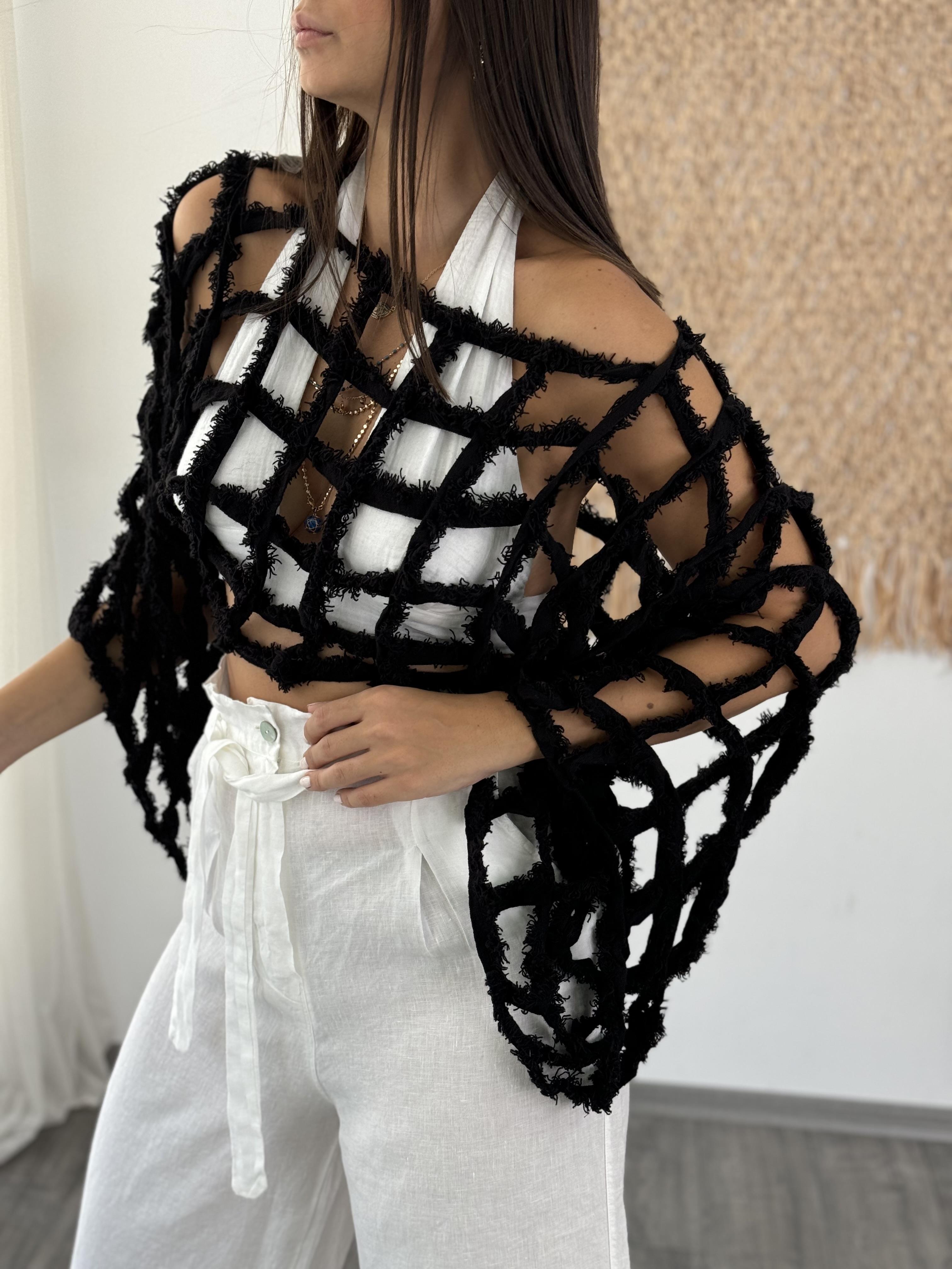 LİDAKİ TASARIM SİYAH BLUZ