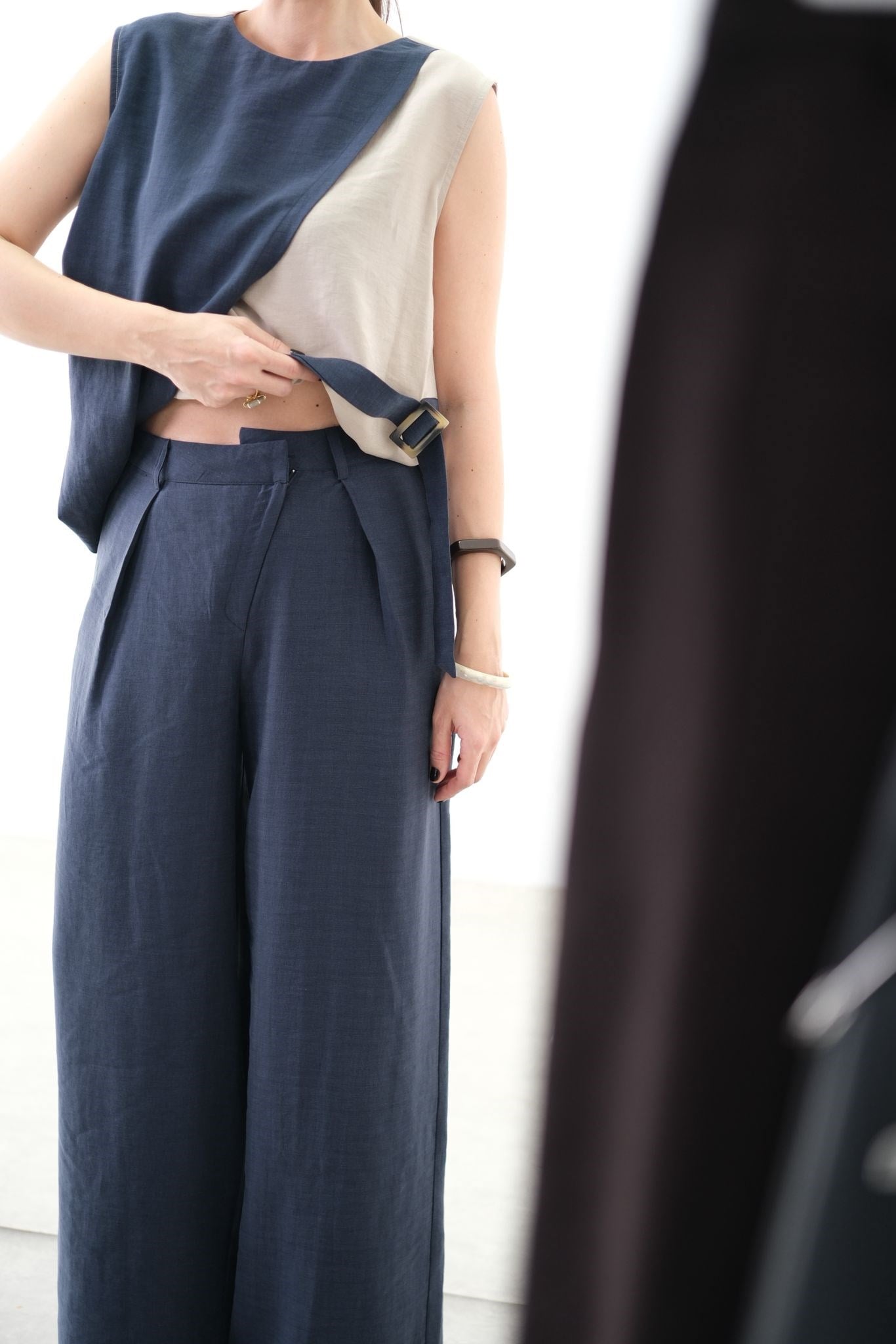 LİVA LACİVERT KETEN PANTOLON