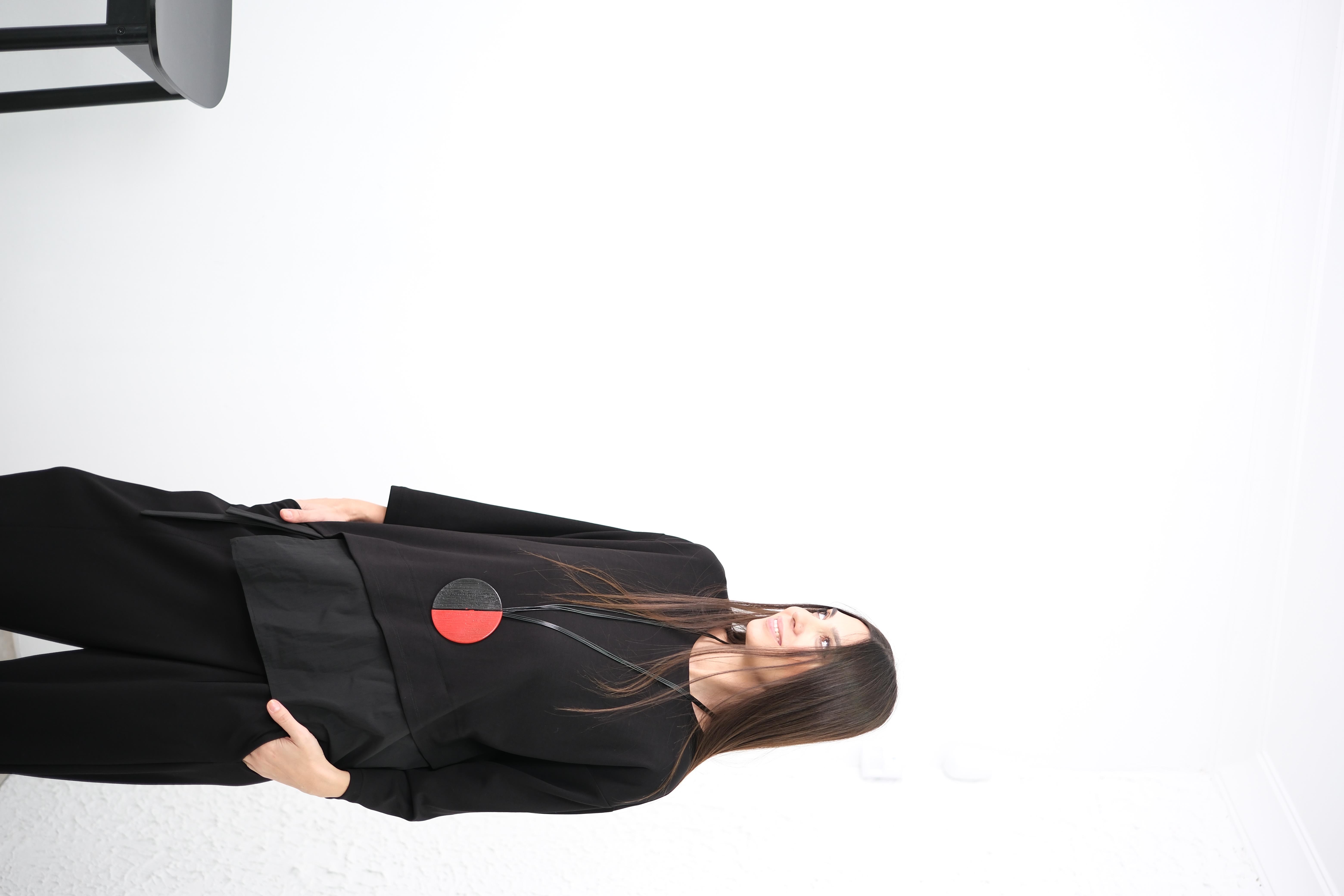 NERO KOLYELİ SİYAH MODAL BLUZ