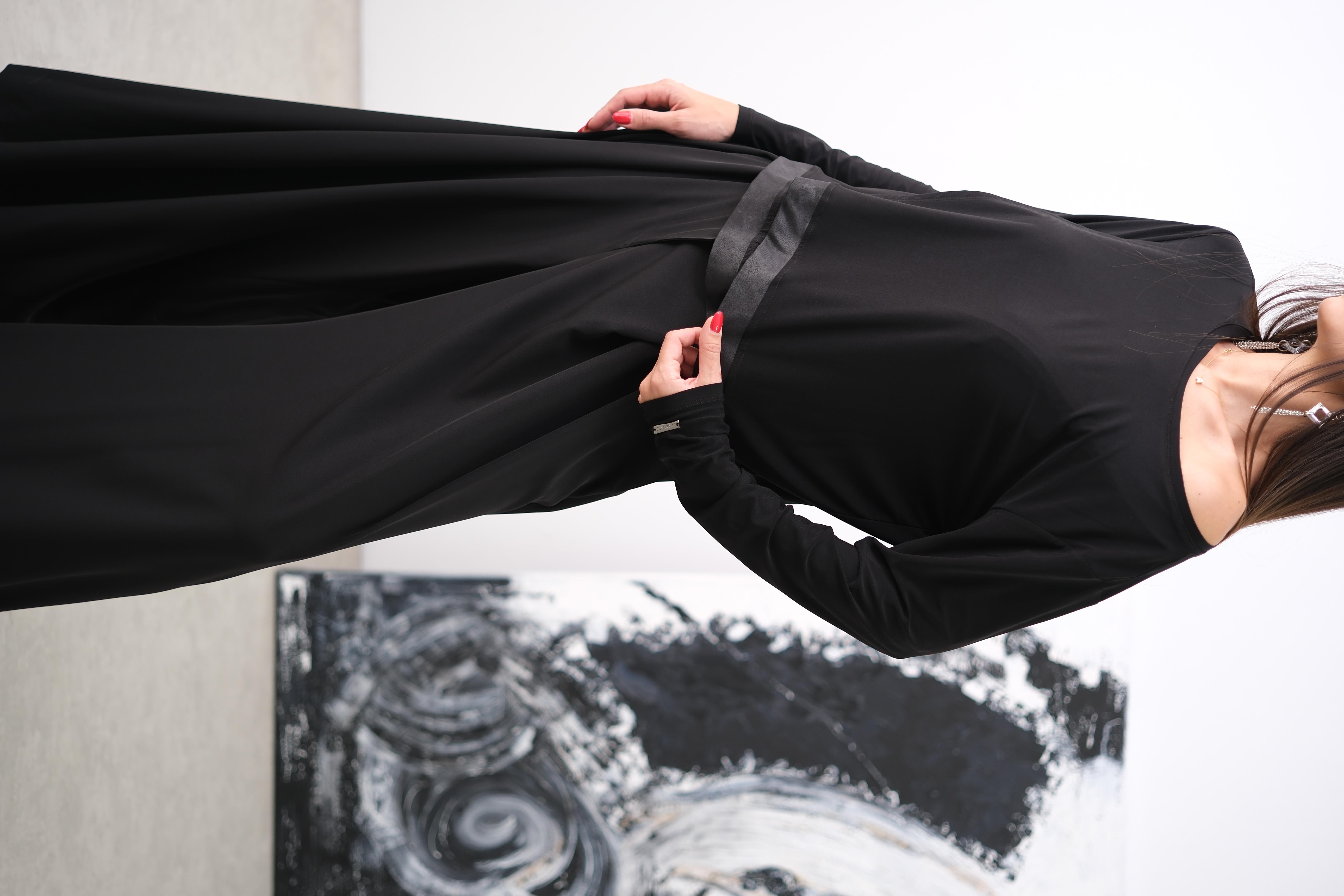 OSTA DERİ DETAYLI TASARIM BLUZ