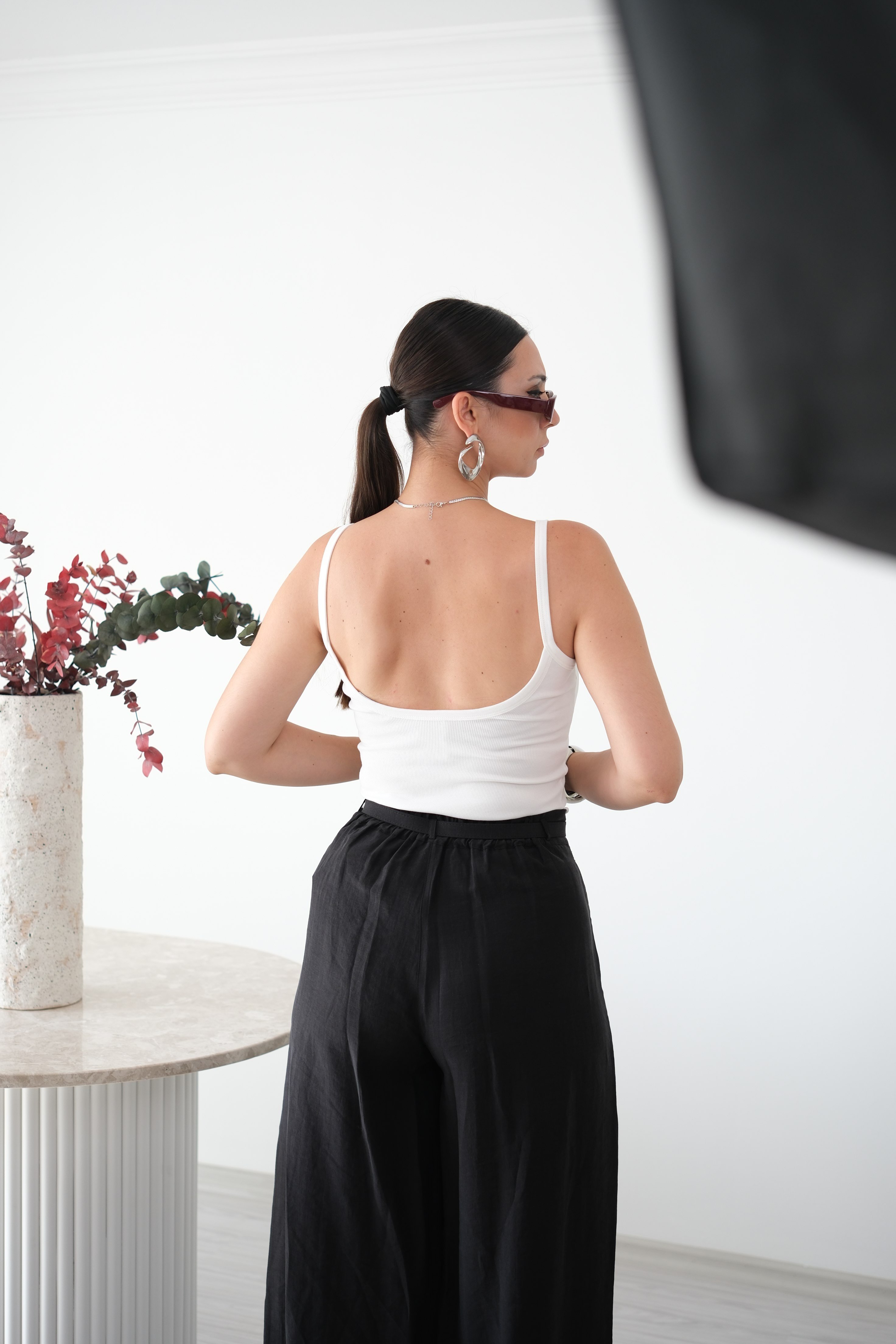 PİRE FİTİLLİ BEYAZ BODYSUİT