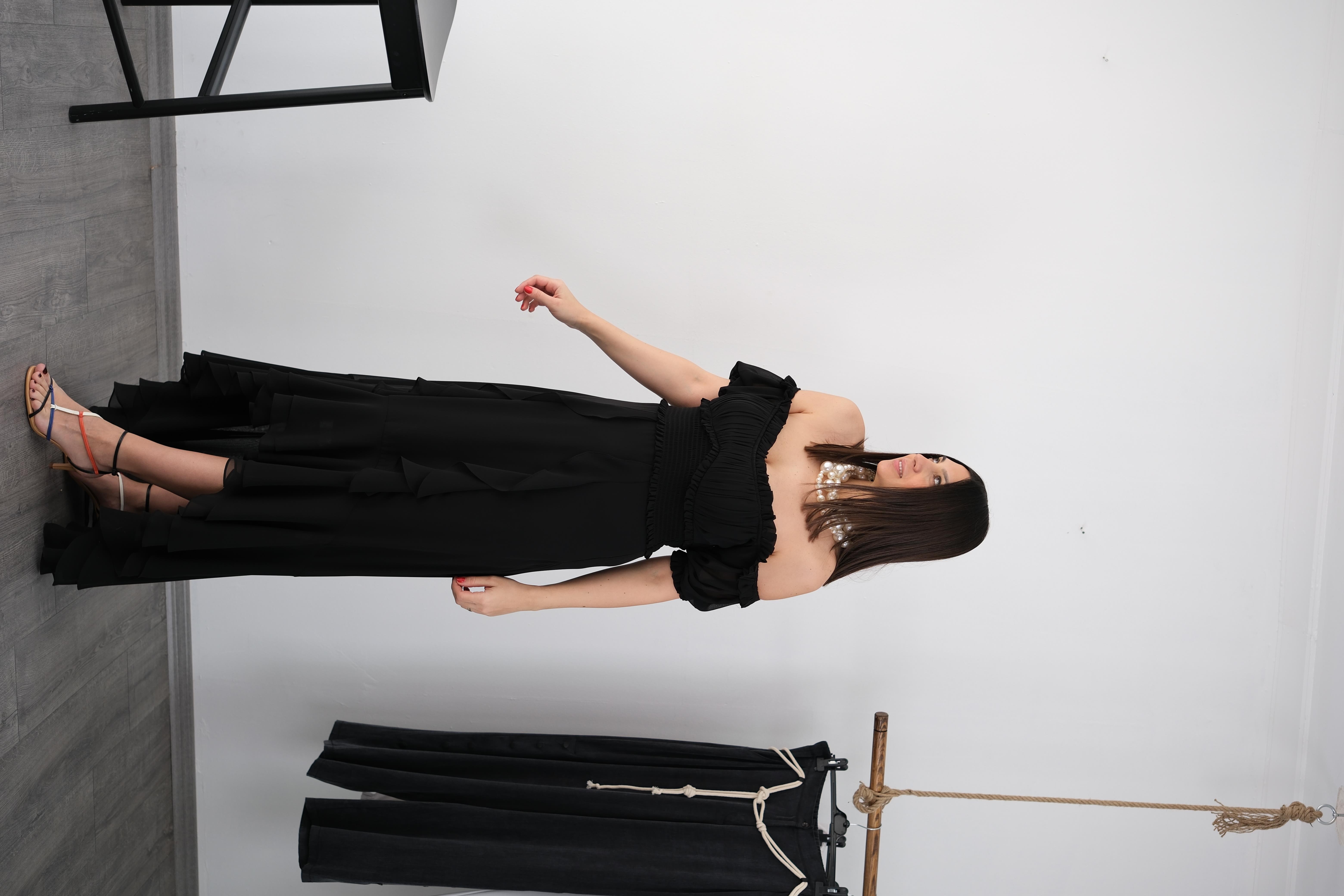 REGNUM SİYAH TASARIM ELBİSE