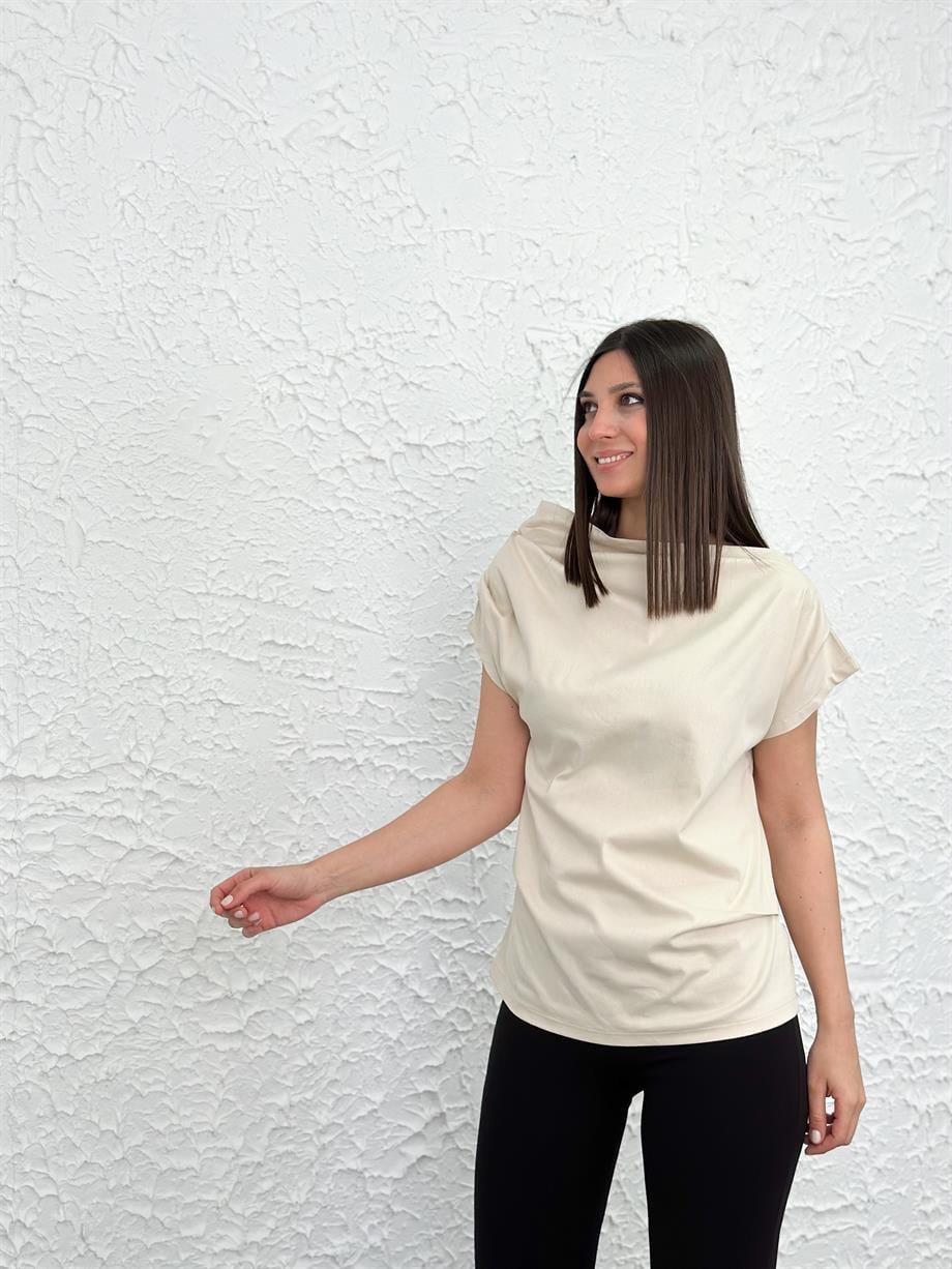 SANİTA OMUZ DETAYLU KREM BLUZ