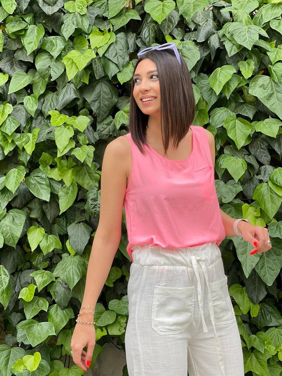 WOE NEON PEMBE ASKILI BLUZ