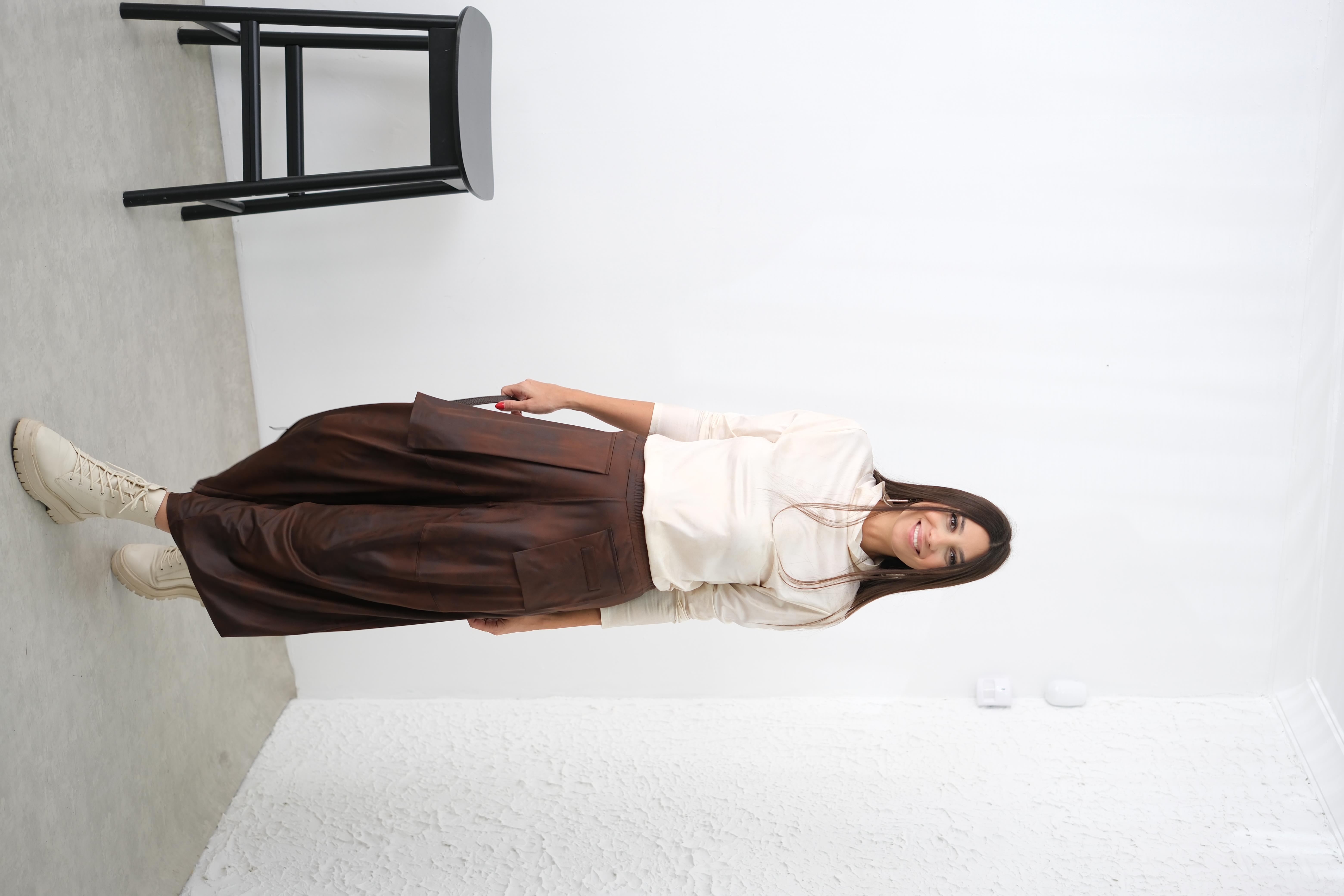 BALİ BALIKÇI KREM DERİ BLUZ