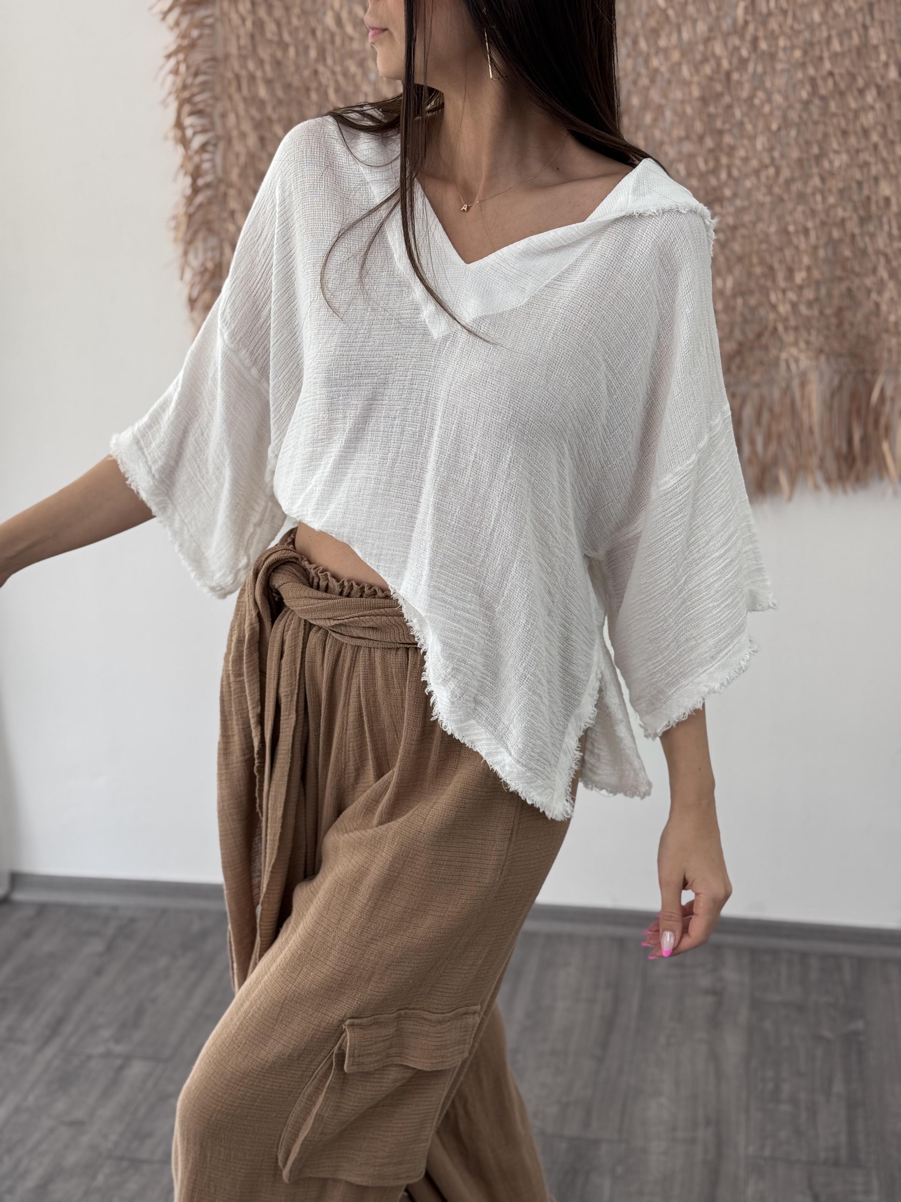 BELLY KAPŞONLU BEYAZ BLUZ