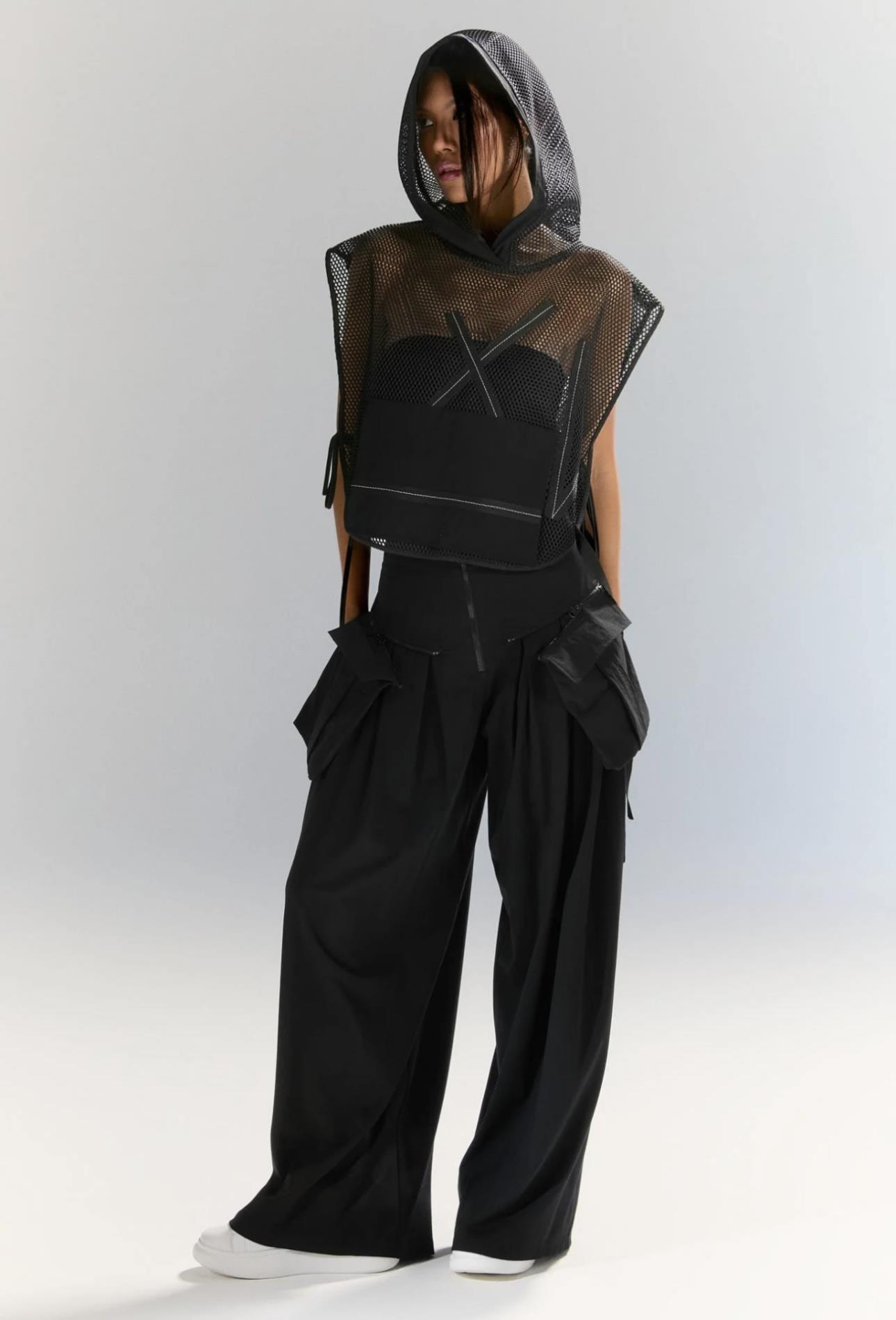 BEROSE SİYAH FİLE BLUZ