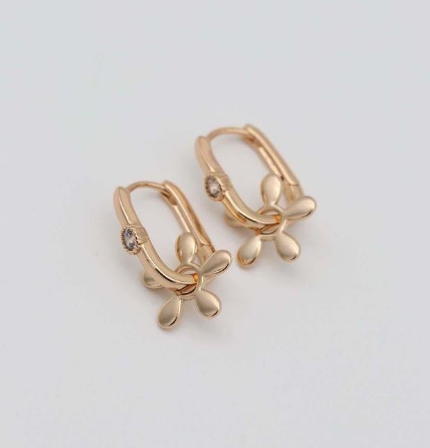 BEŞİ ÇİÇEK ÇELİK KÜPE