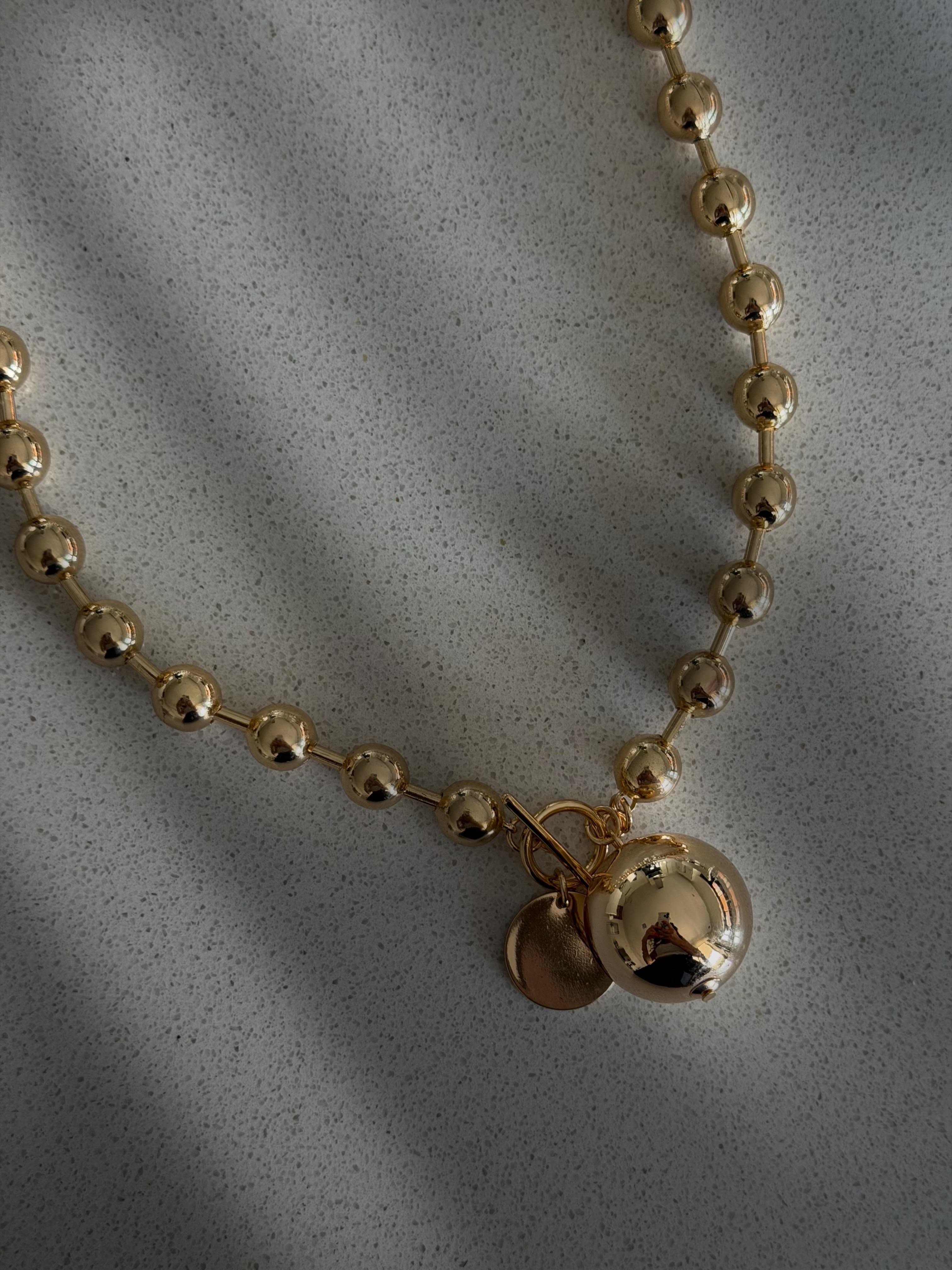 CAPRİ GOLD TOP KOLYE