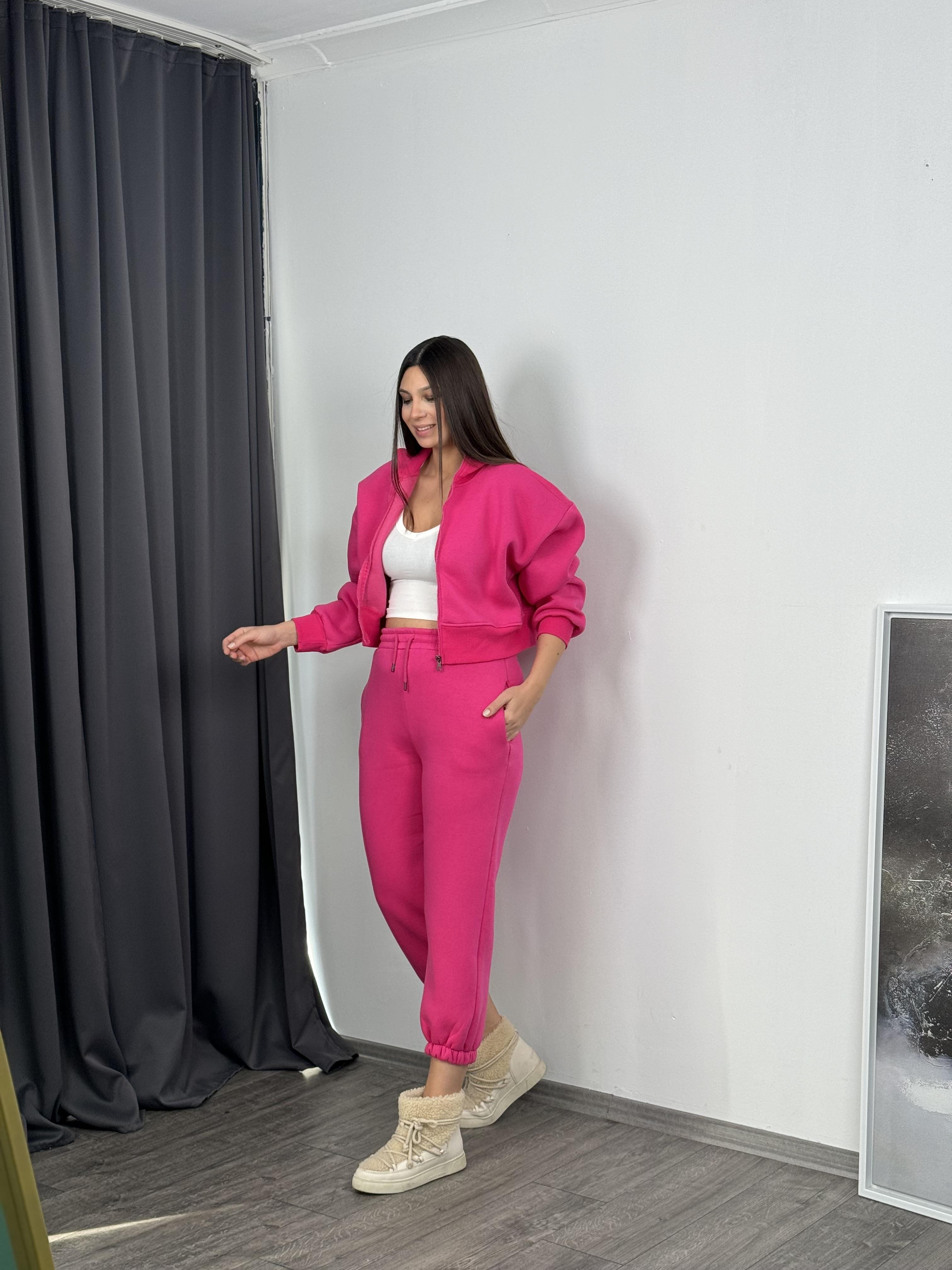 CARANA PEMBE EŞOFMAN TAKIMI