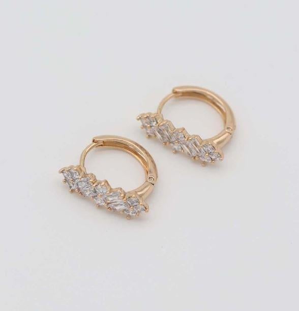 CELA TAŞLI ÇELİK KÜPE